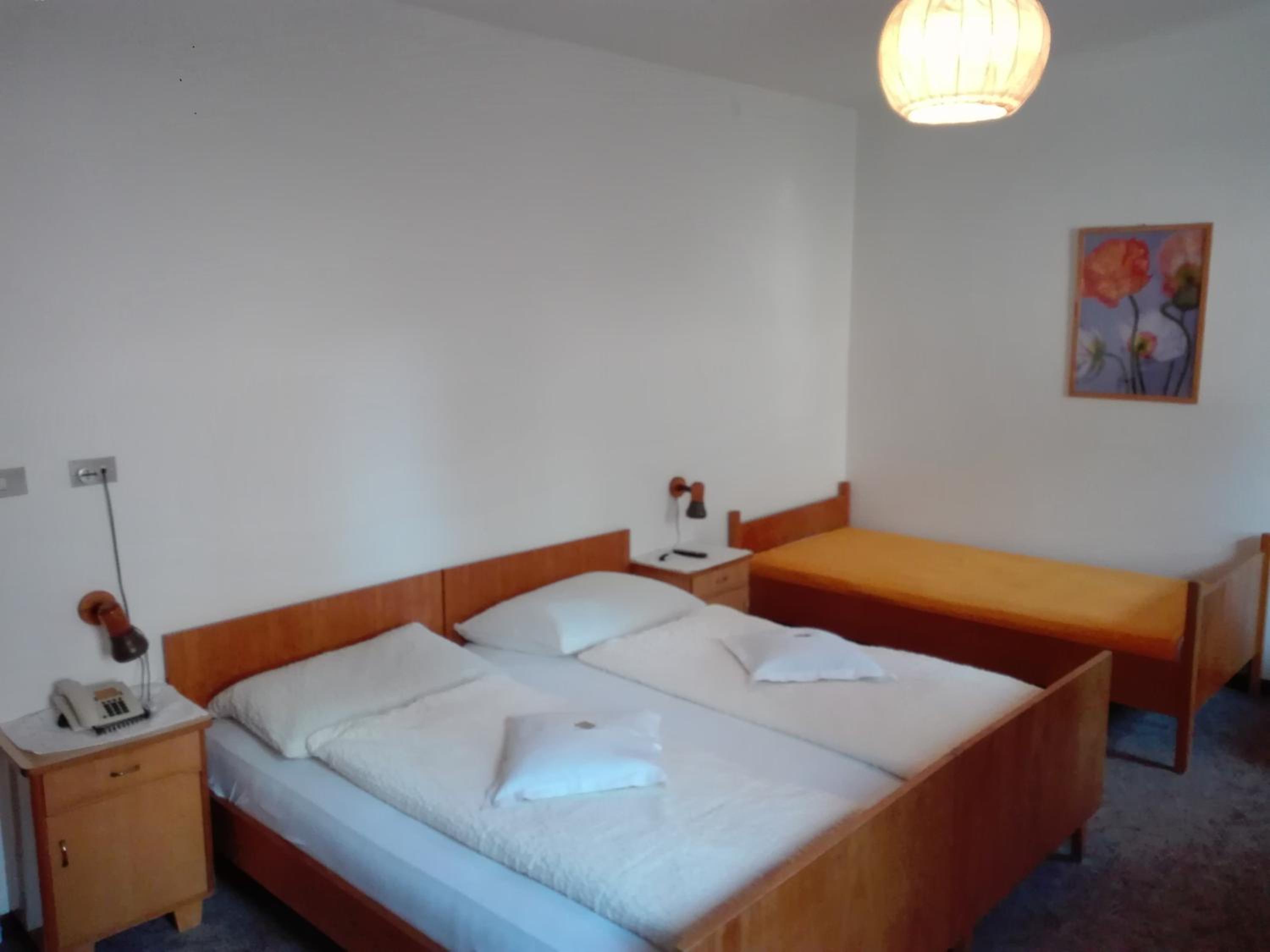 Economy Double Room photo 1