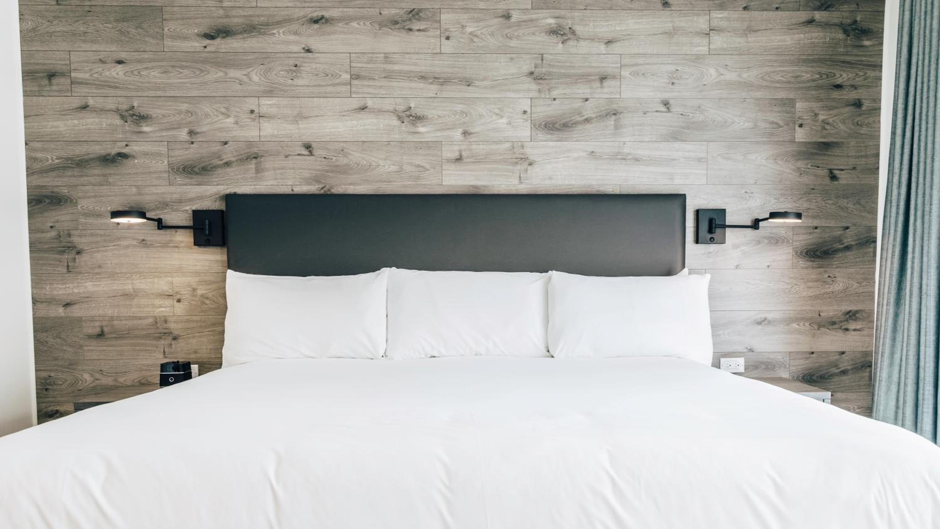 Superior King Room - Photo 1