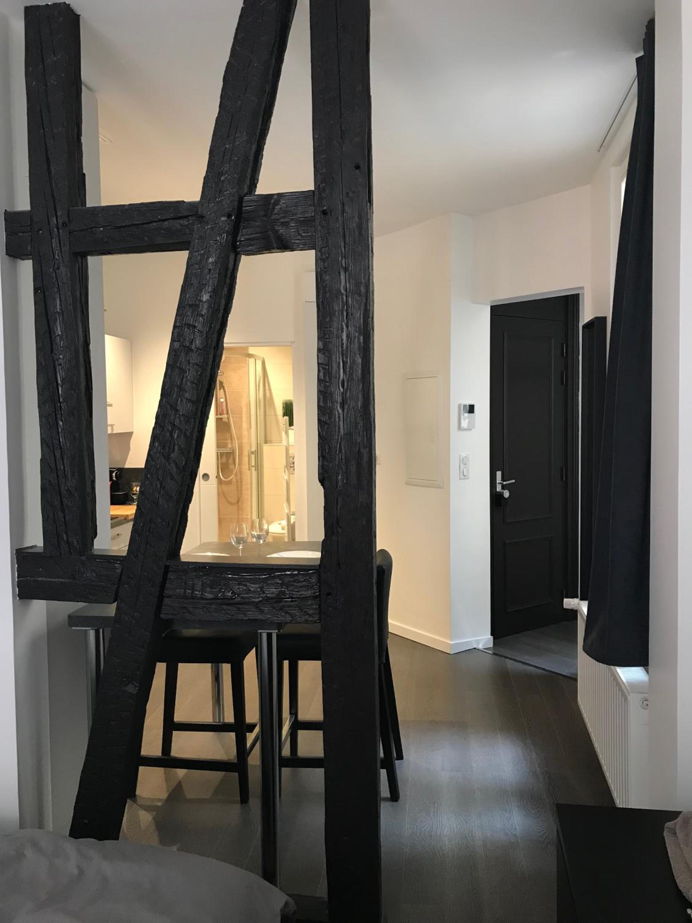 One-Bedroom Apartment - Photo 15