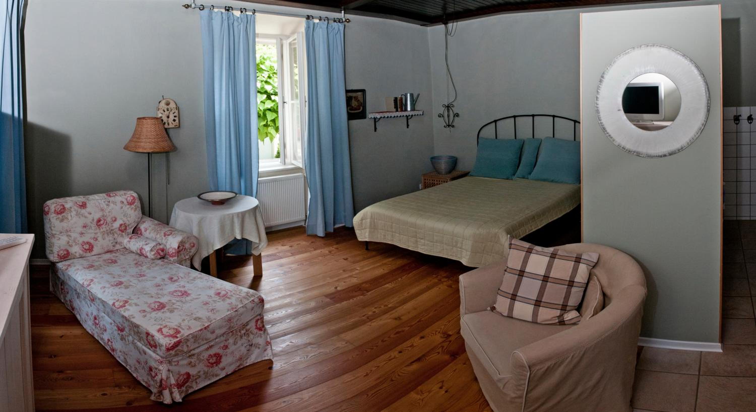 Apartment - Ground Floor photo 1