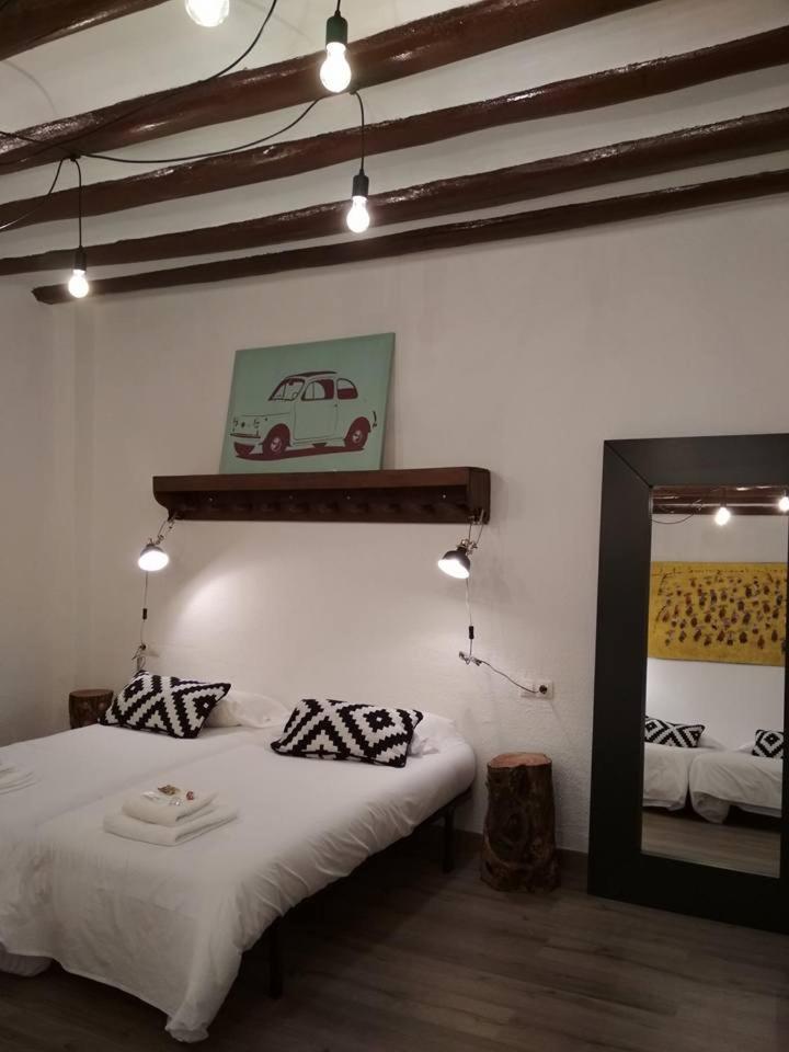 Quadruple Room with Balcony - Photo 10