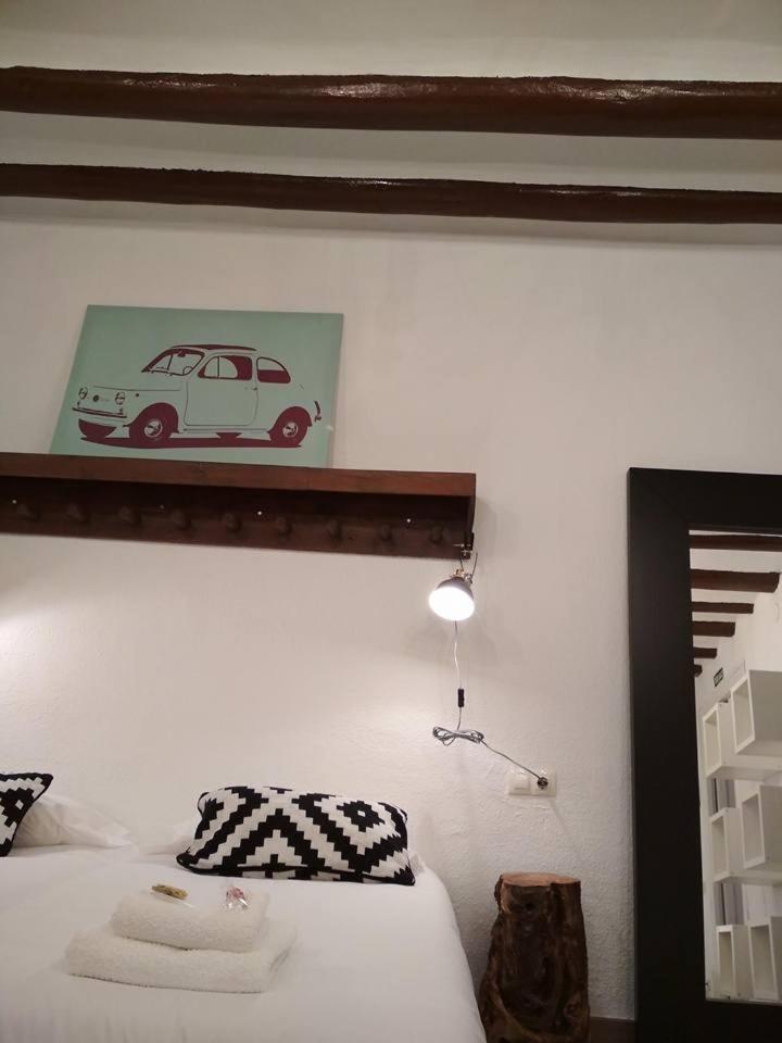 Quadruple Room with Balcony - Photo 5