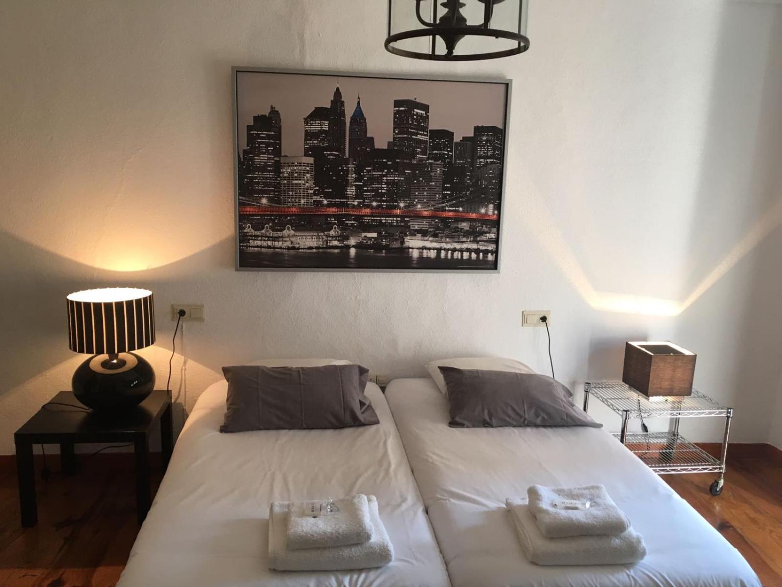 Double Room with Balcony - Photo 5