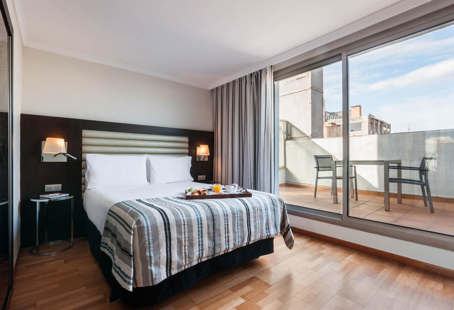 Double or Twin Room with Terrace photo 2