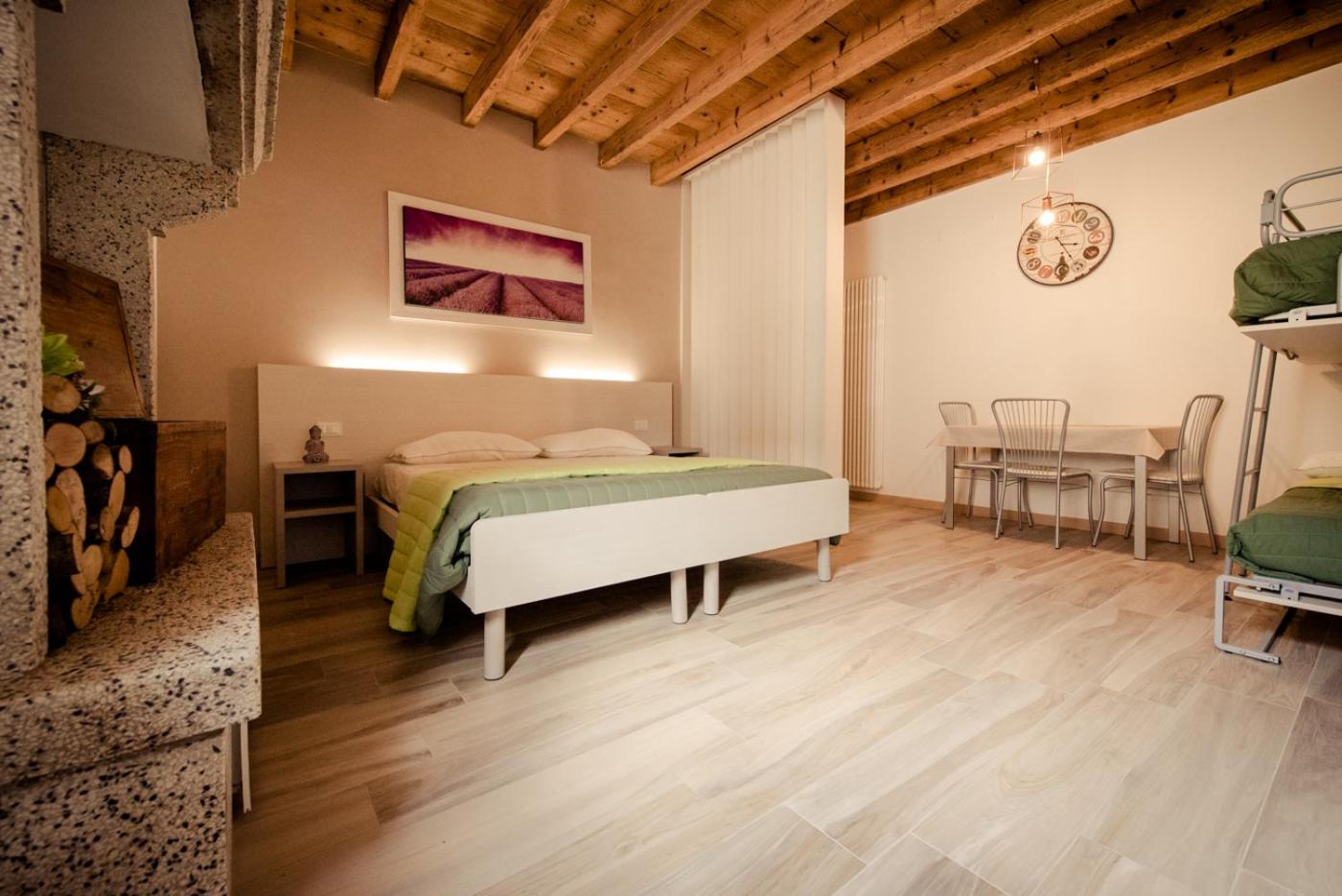 Quadruple Room with Bathroom photo 3