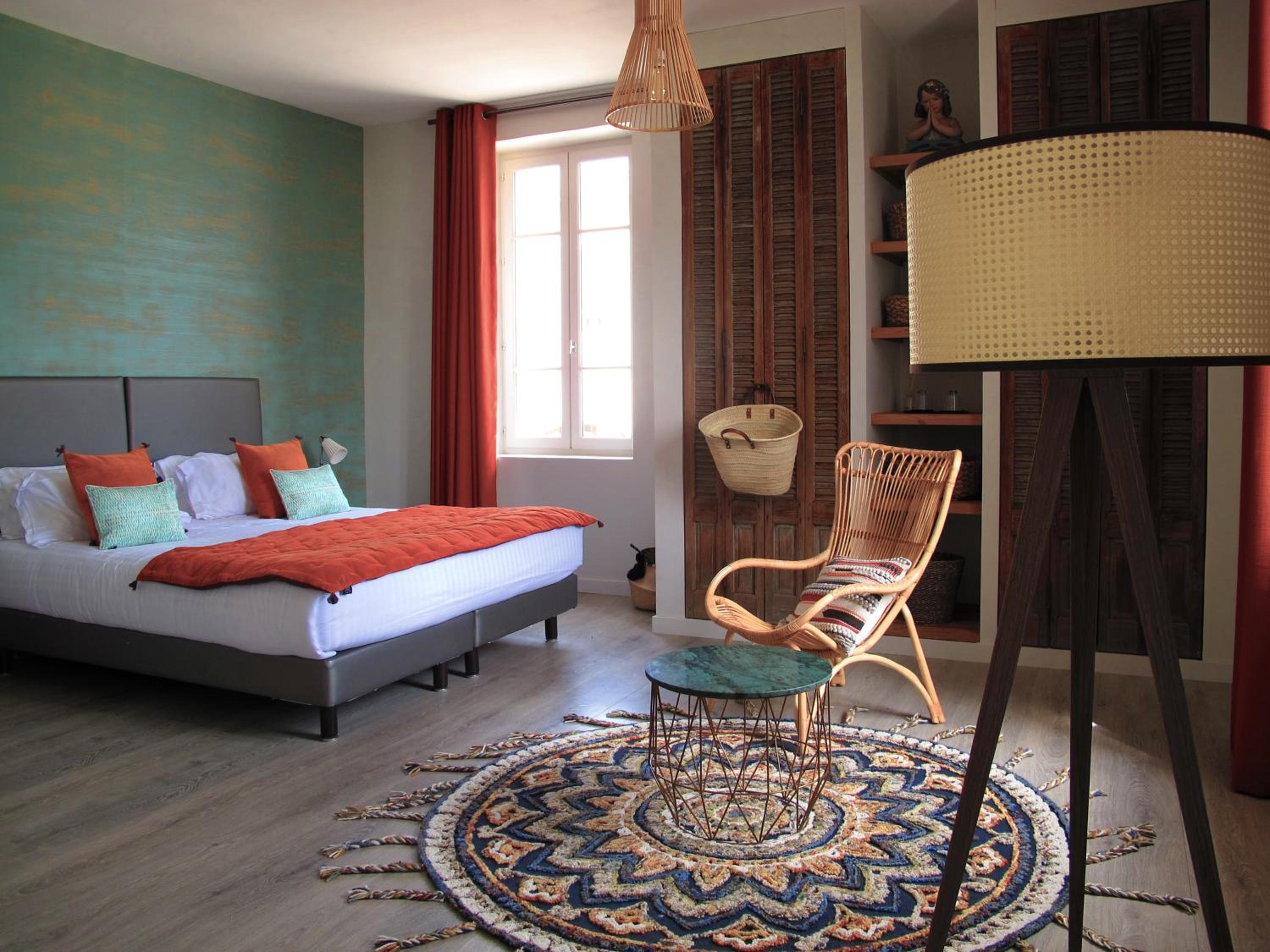 King Room with Pool View photo 2