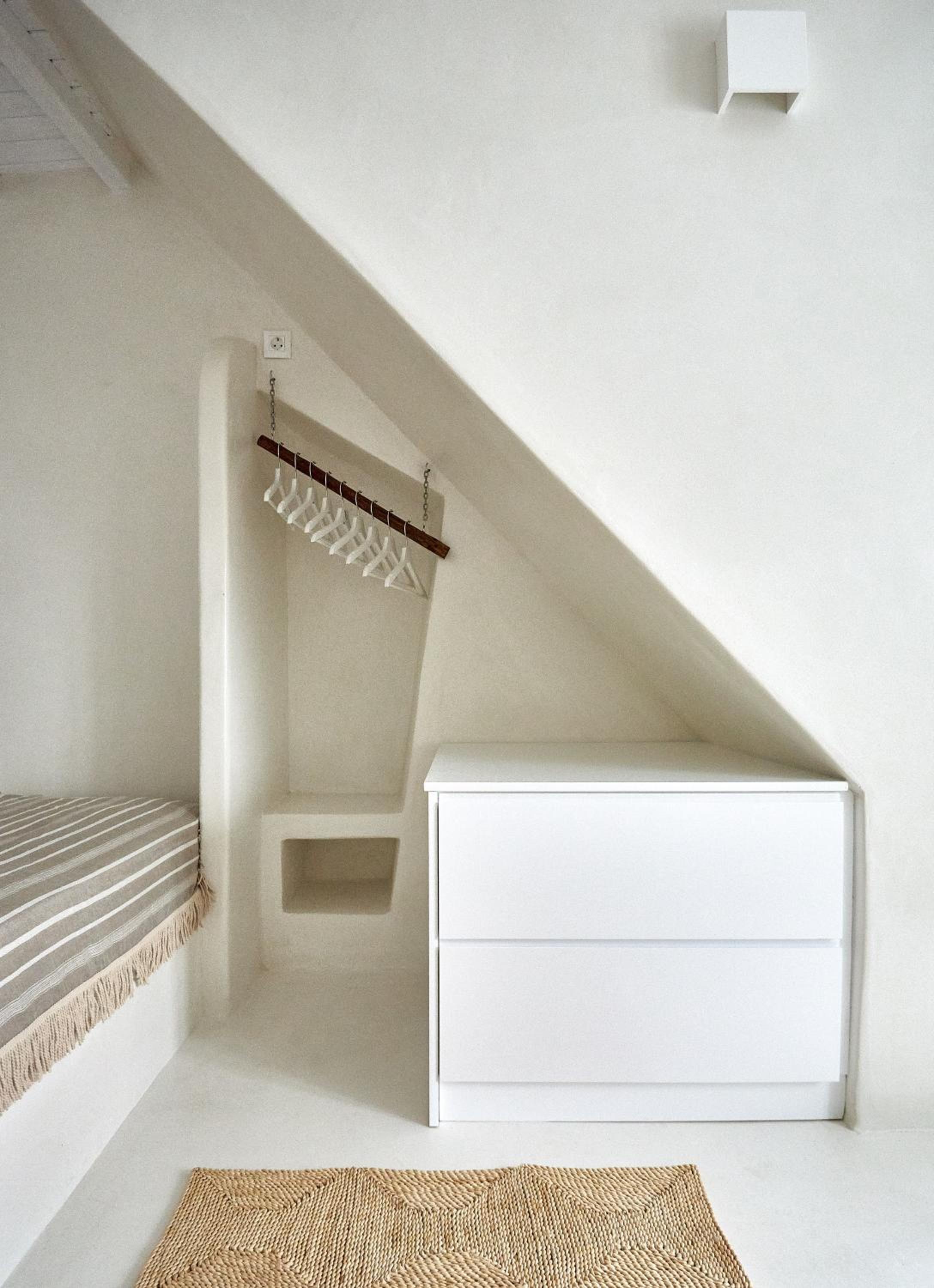 Studio Apartment - Photo 6
