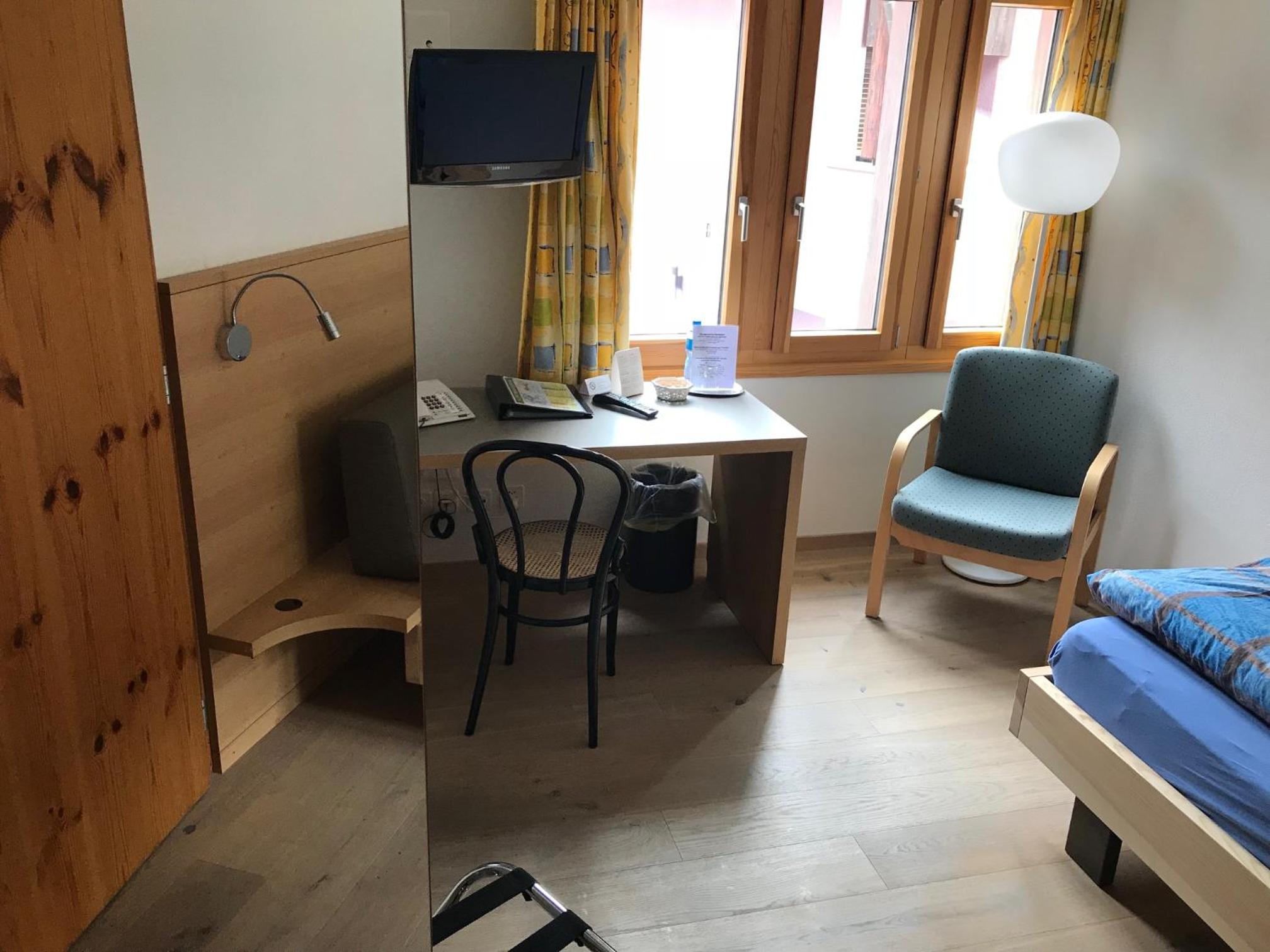 Economy Single Room