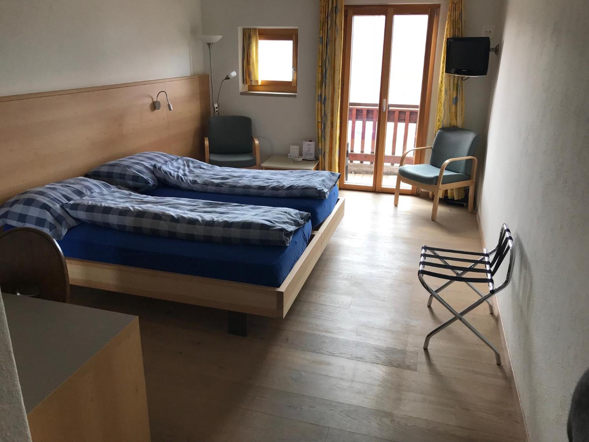 Double Room with Valley View - Photo 2