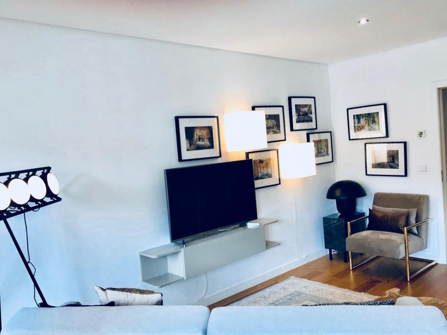 Apartment - Photo 2