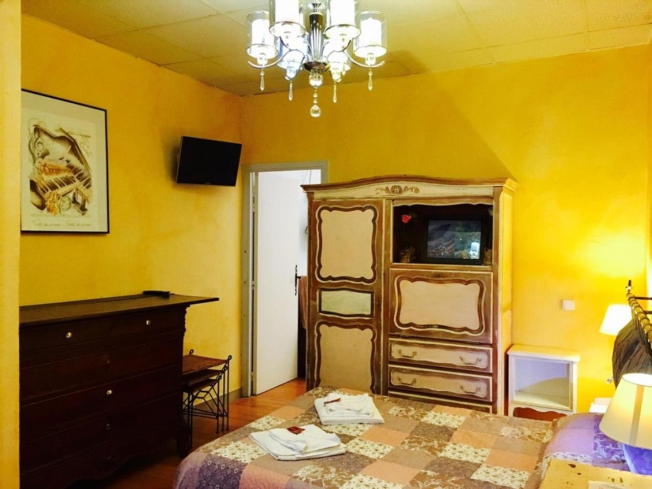 Two-Bedroom Mini Suite photo 3