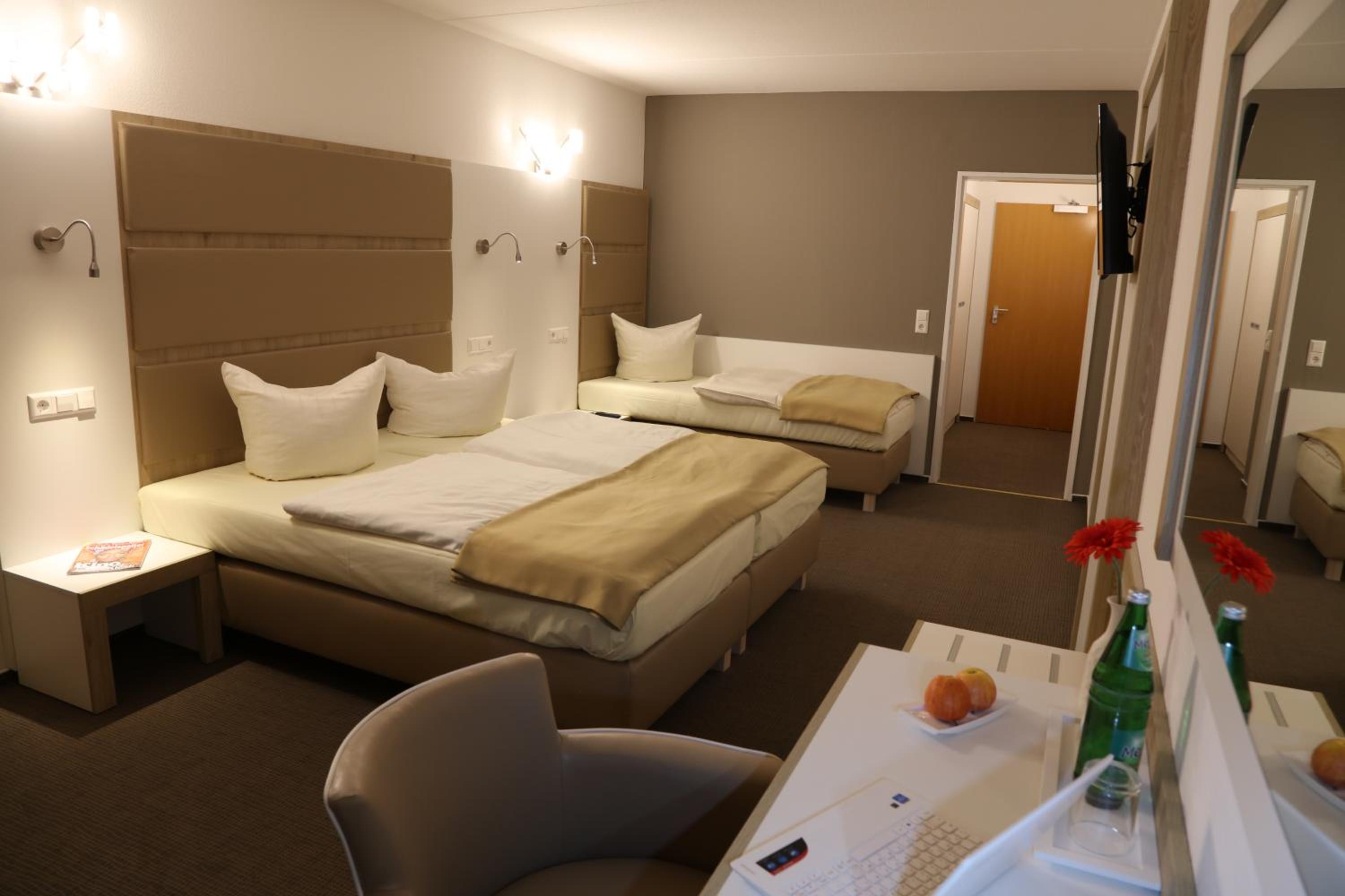 Comfort Triple Room - Photo 3
