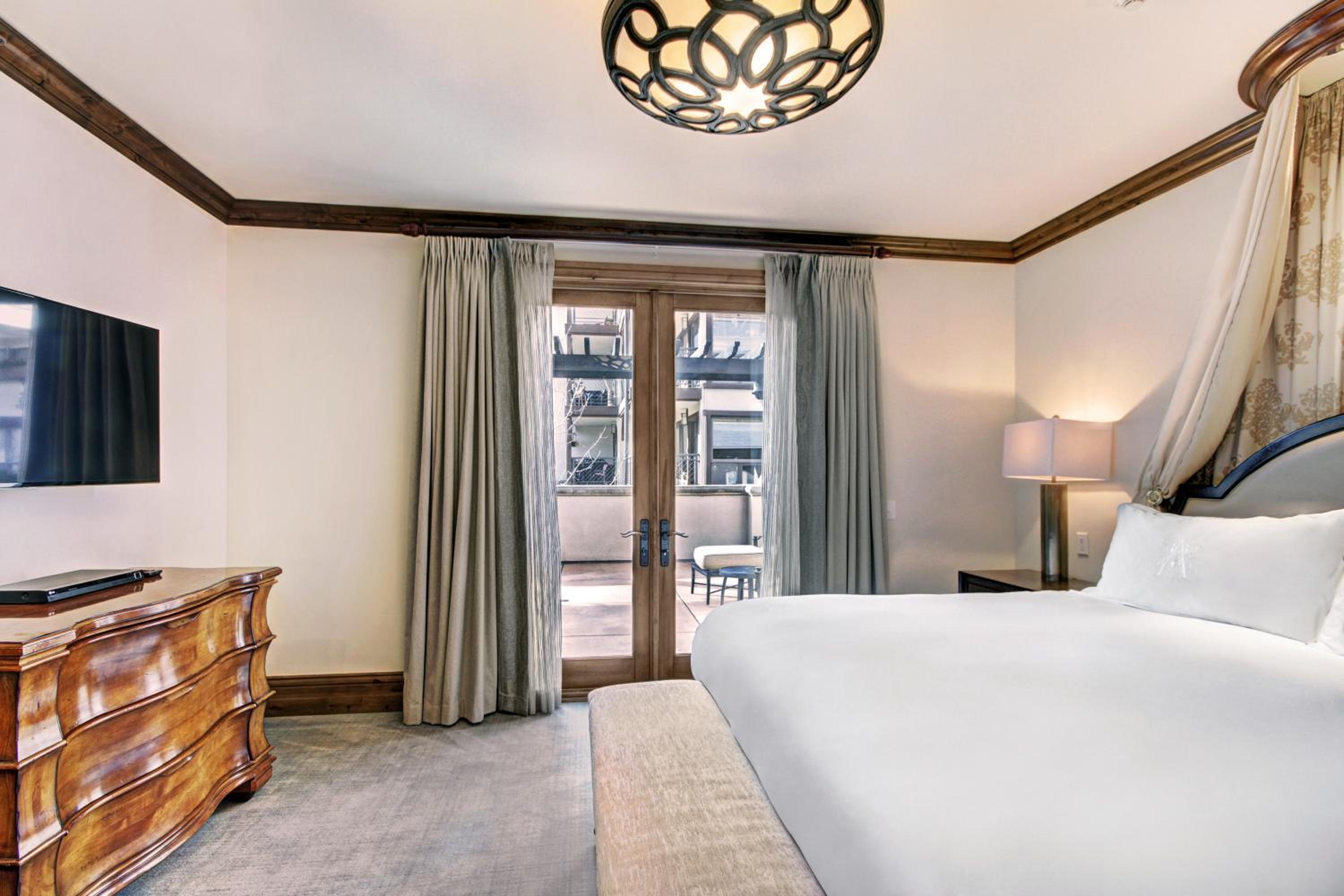 Junior Suite - Photo 1