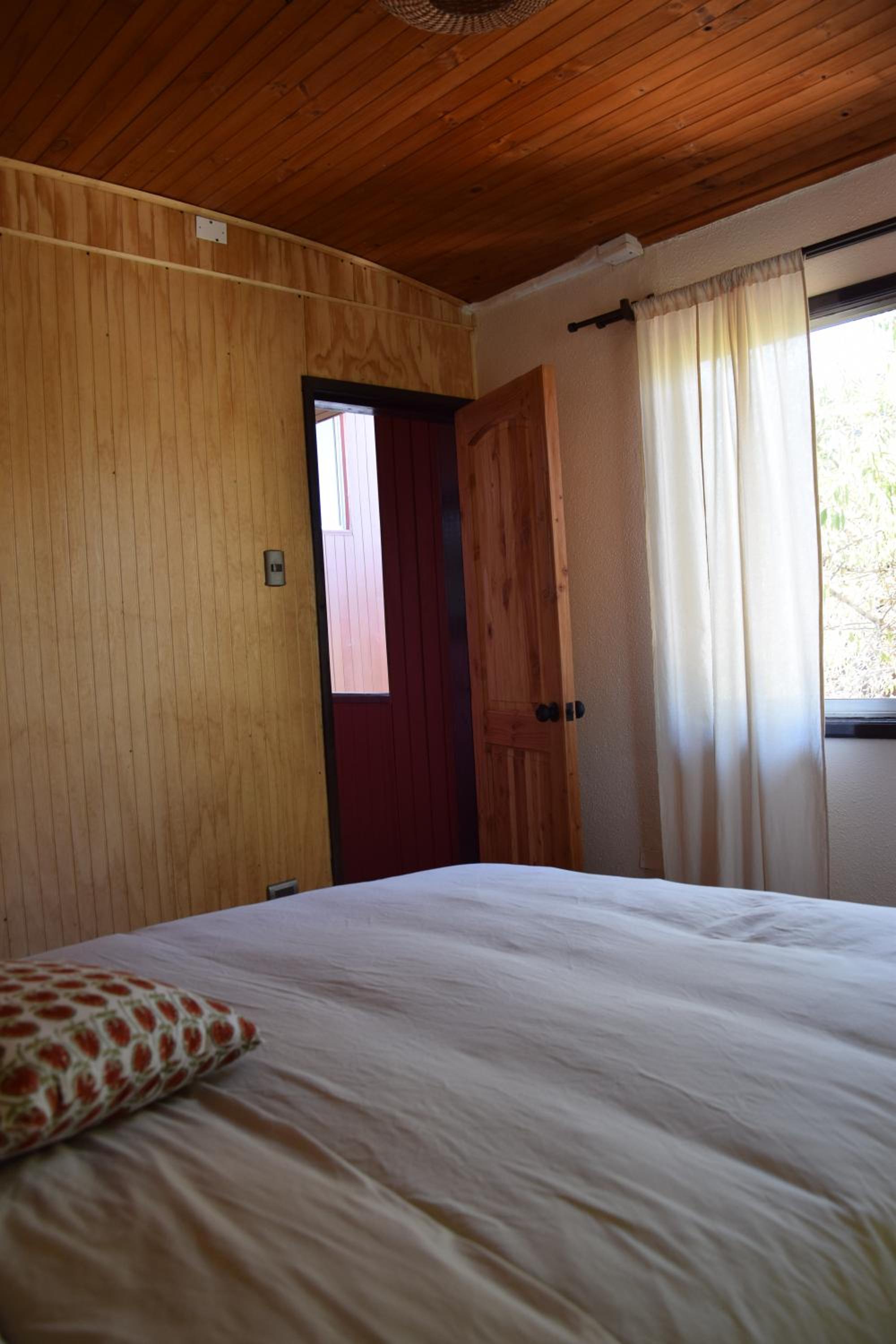 Double Room with Shared Bathroom photo 3
