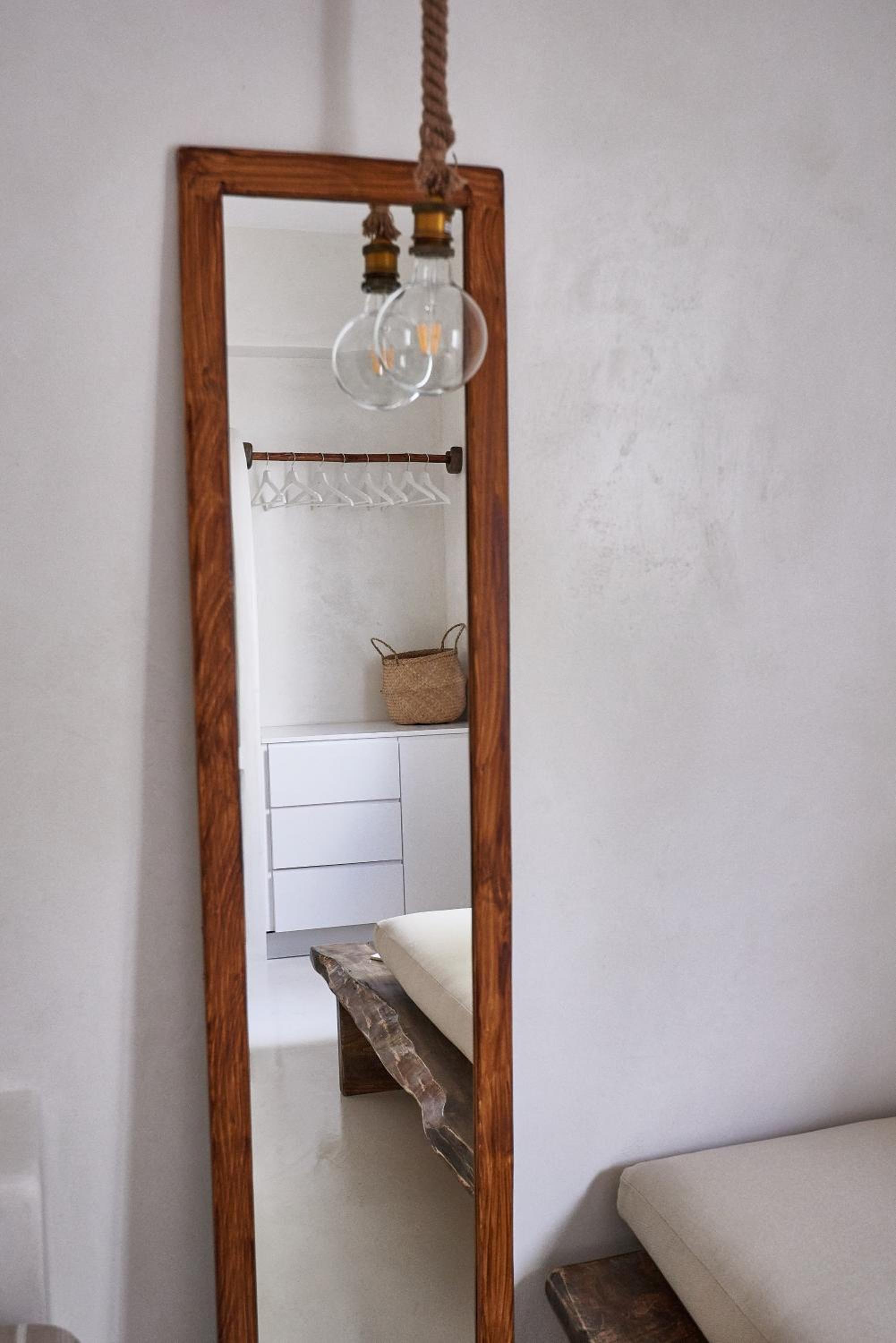 Studio Apartment - Photo 11