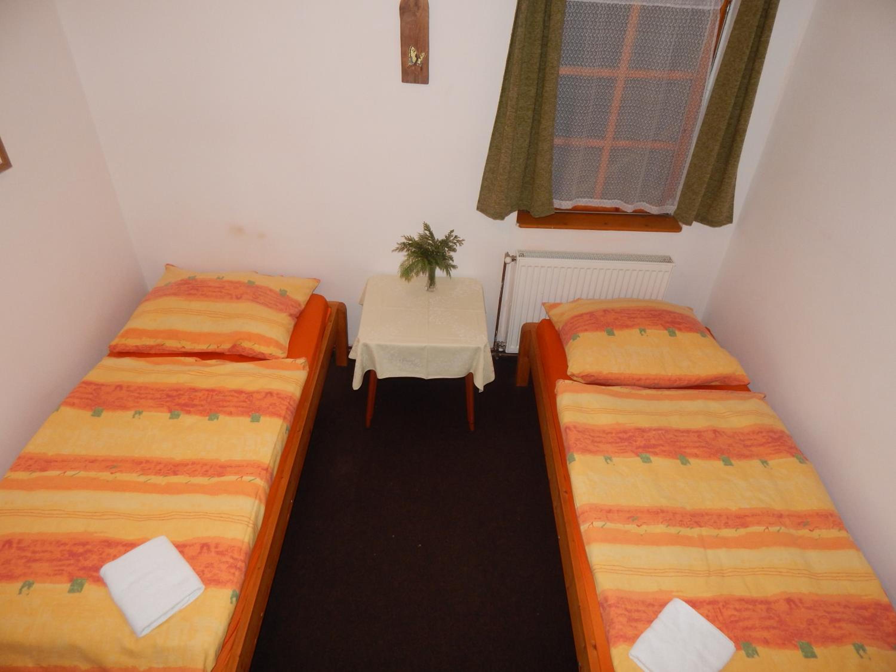 Twin Room with Shower photo 1