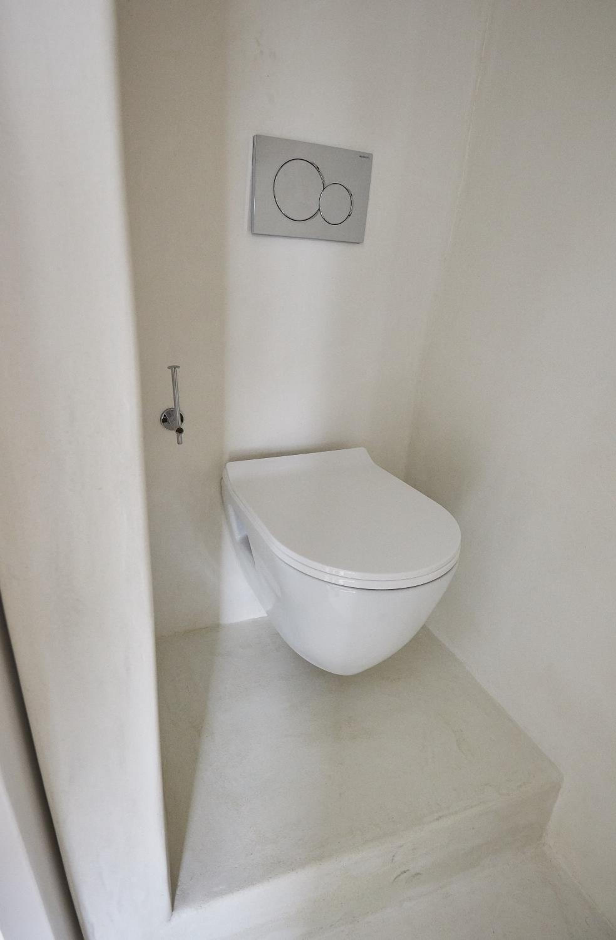 Studio Apartment - Photo 20