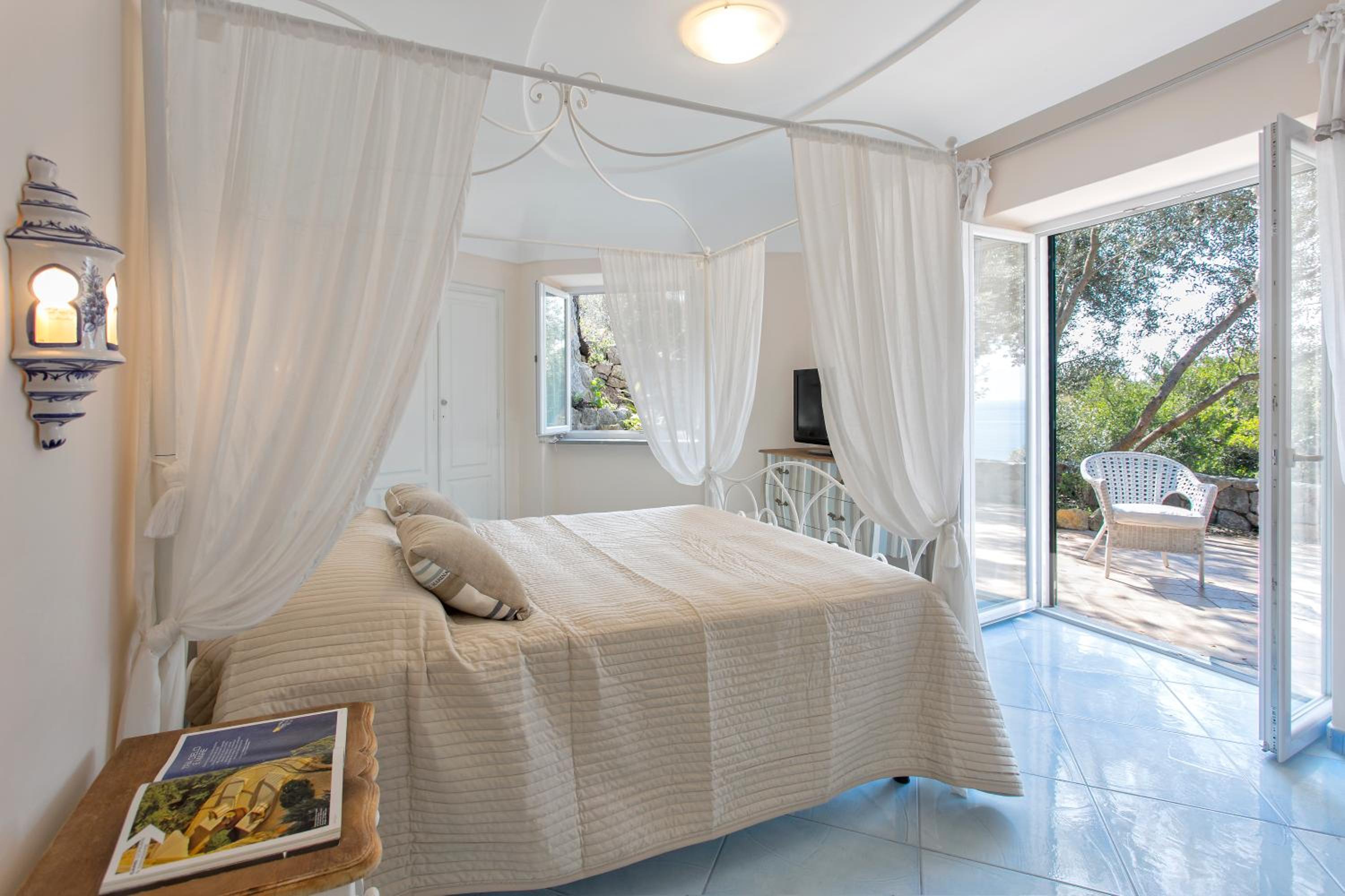 Villa mit Meerblick und Privatpool