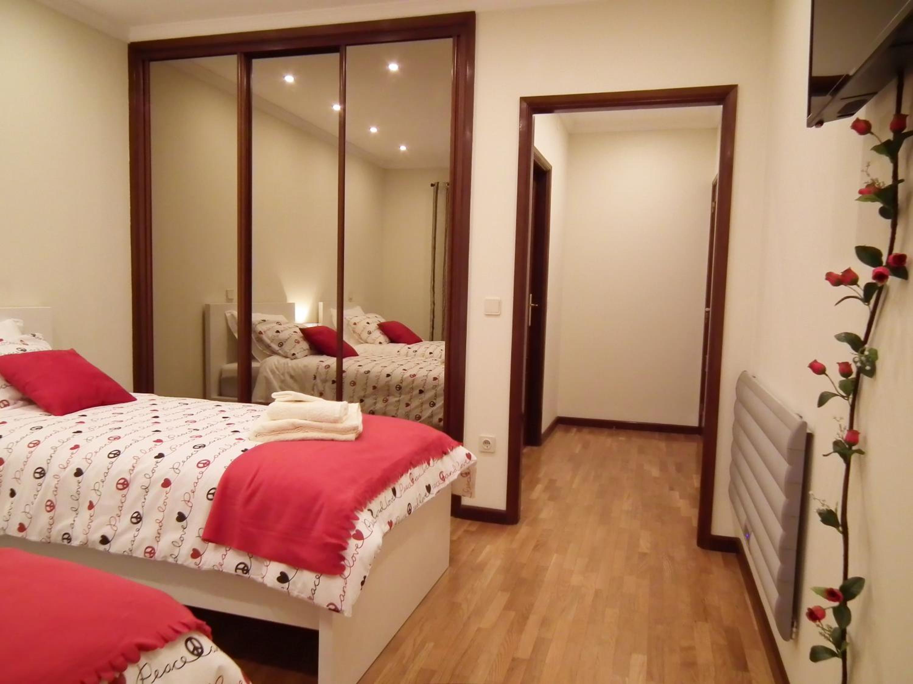 Double or Twin Room - Photo 3
