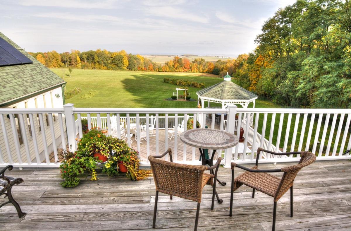 Suite with Balcony photo 2