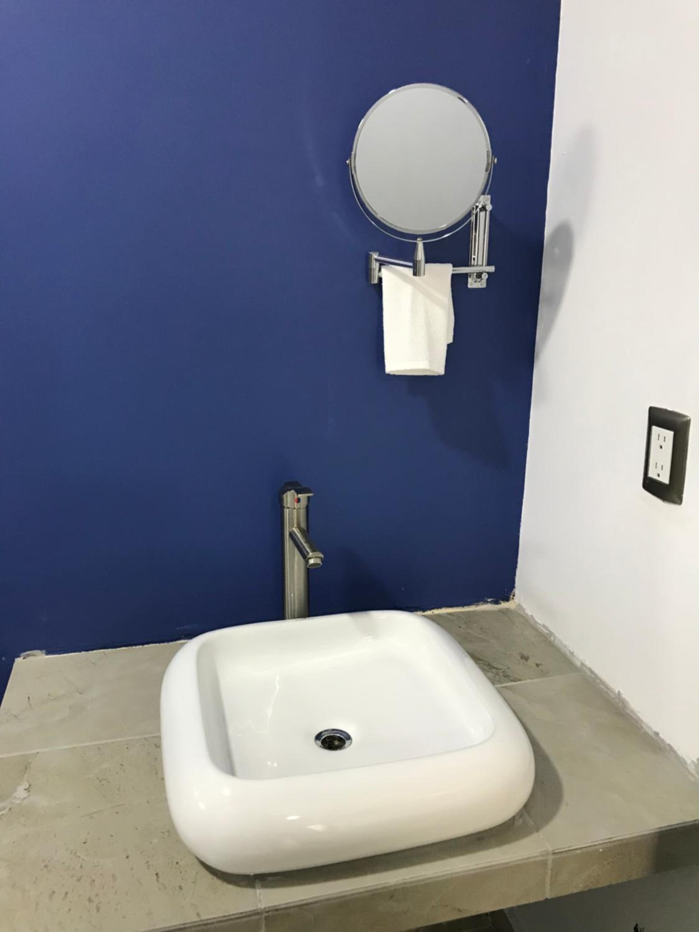 Double Room - Photo 8