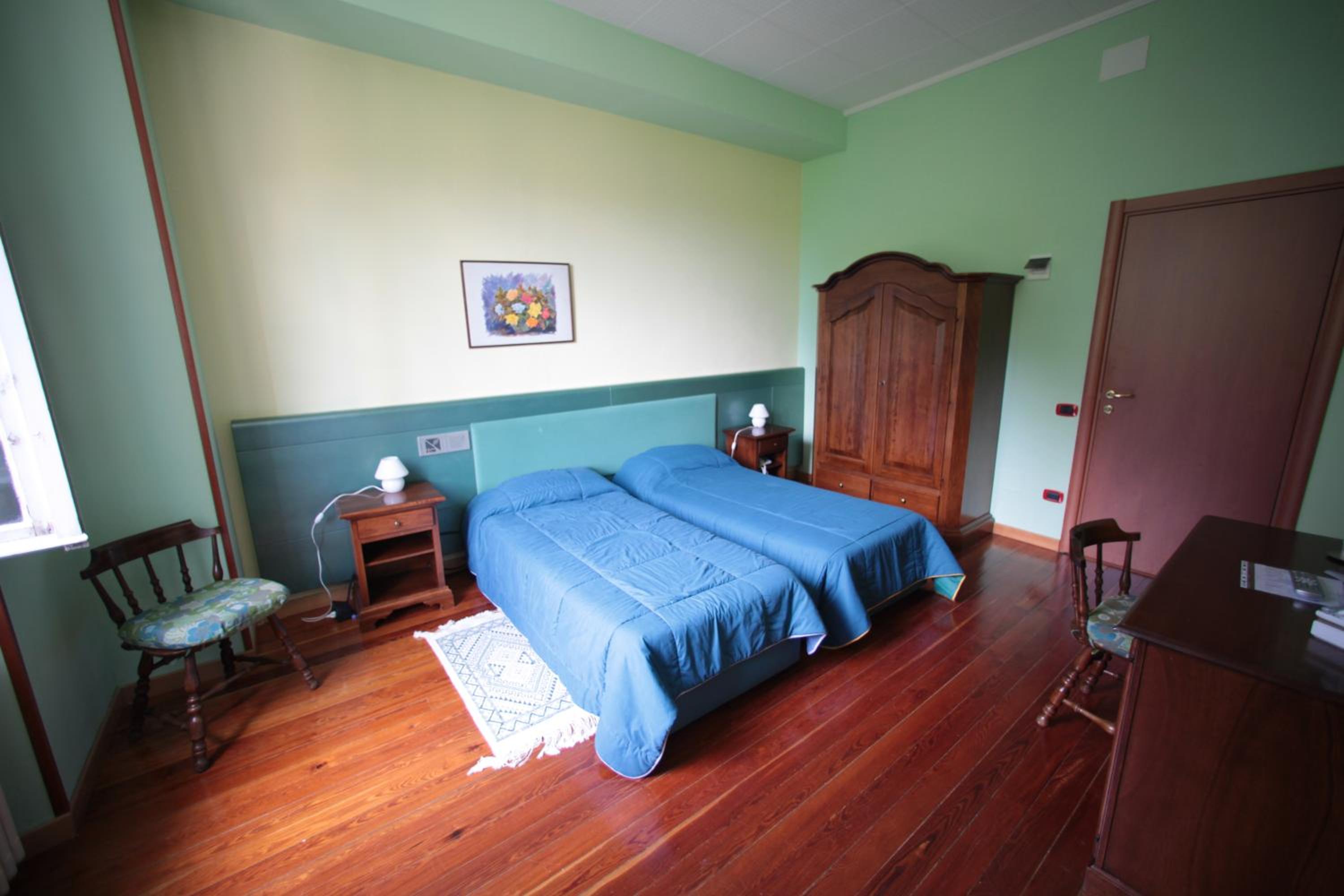 Double or Twin Room - Photo 2