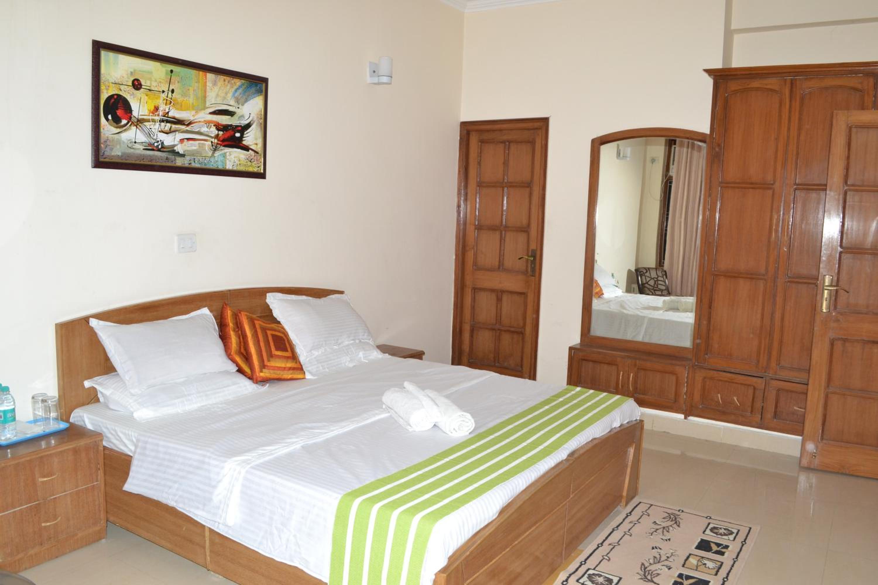 Deluxe Double or Twin Room photo 2