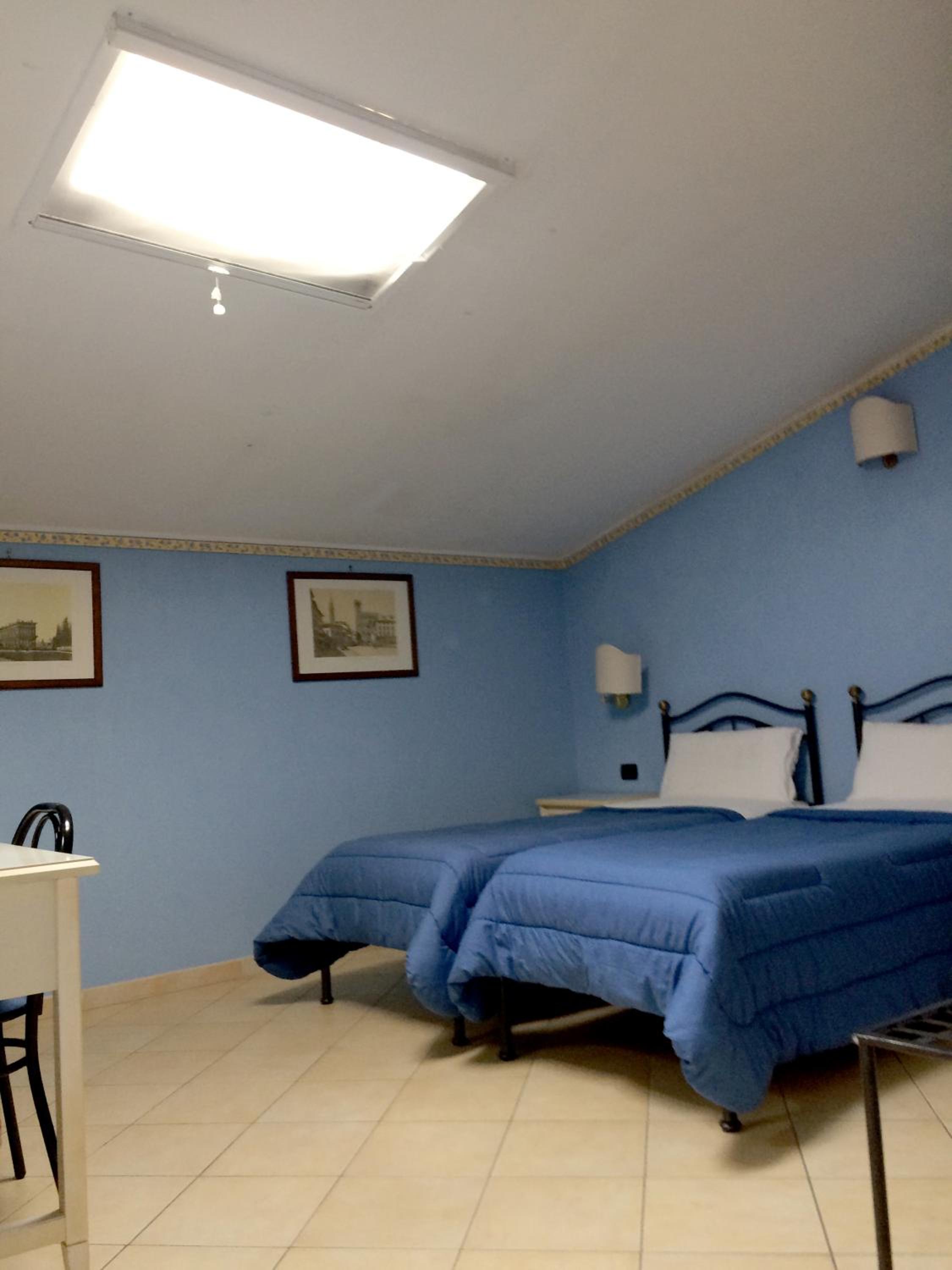 Double or Twin Room - Attic photo 2
