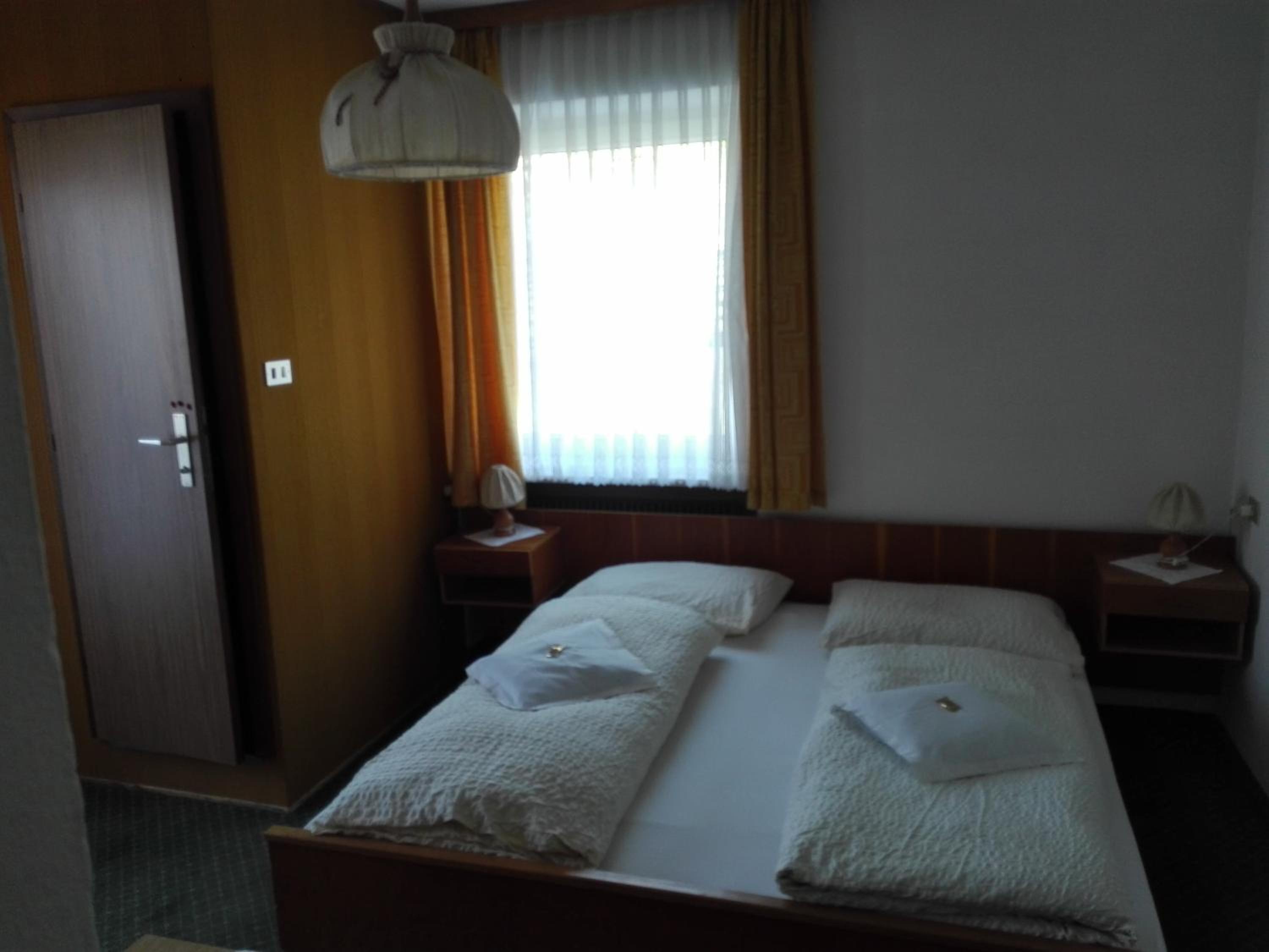 Single Room with Balcony photo 2