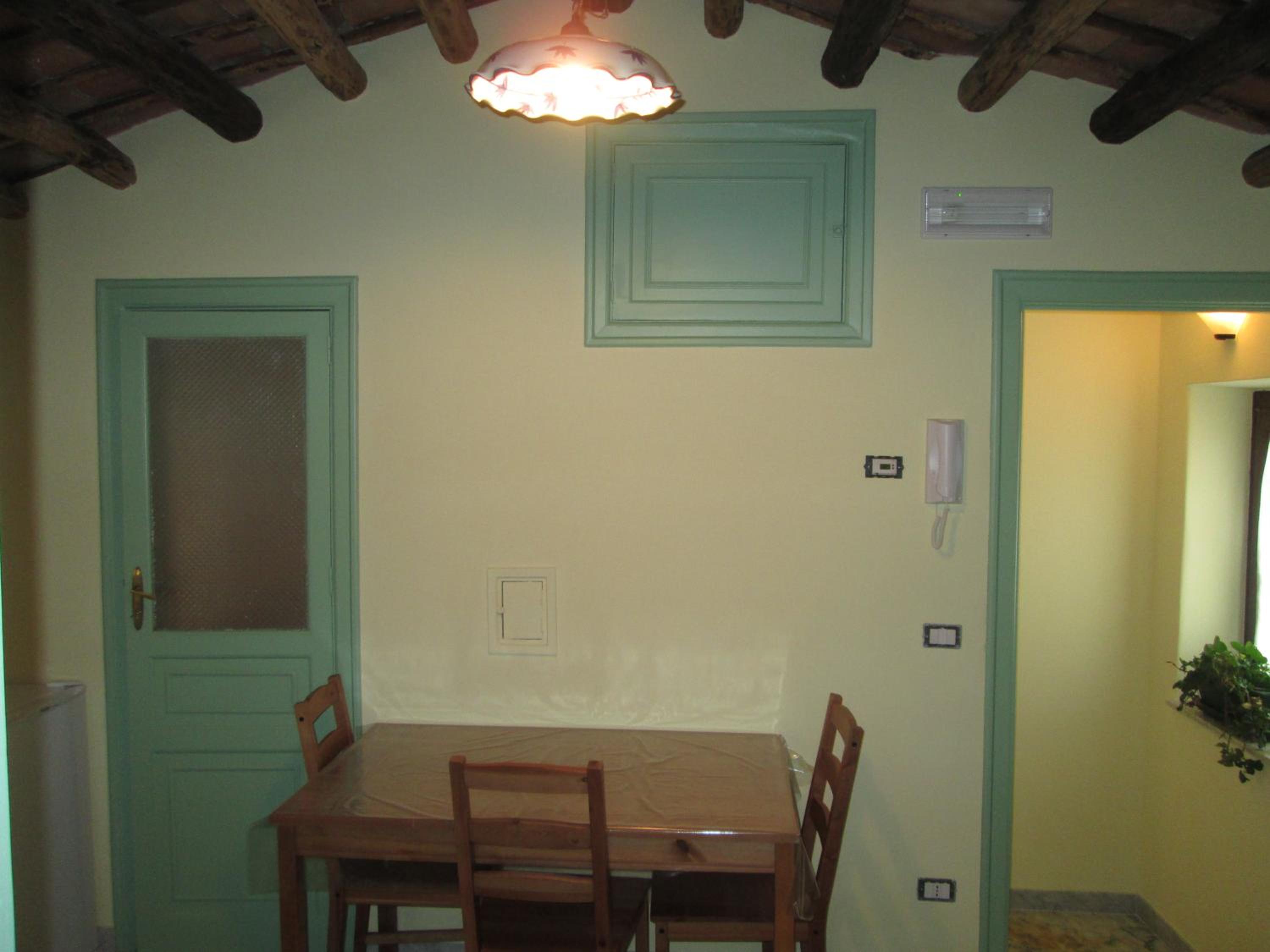 One-Bedroom House - Photo 3