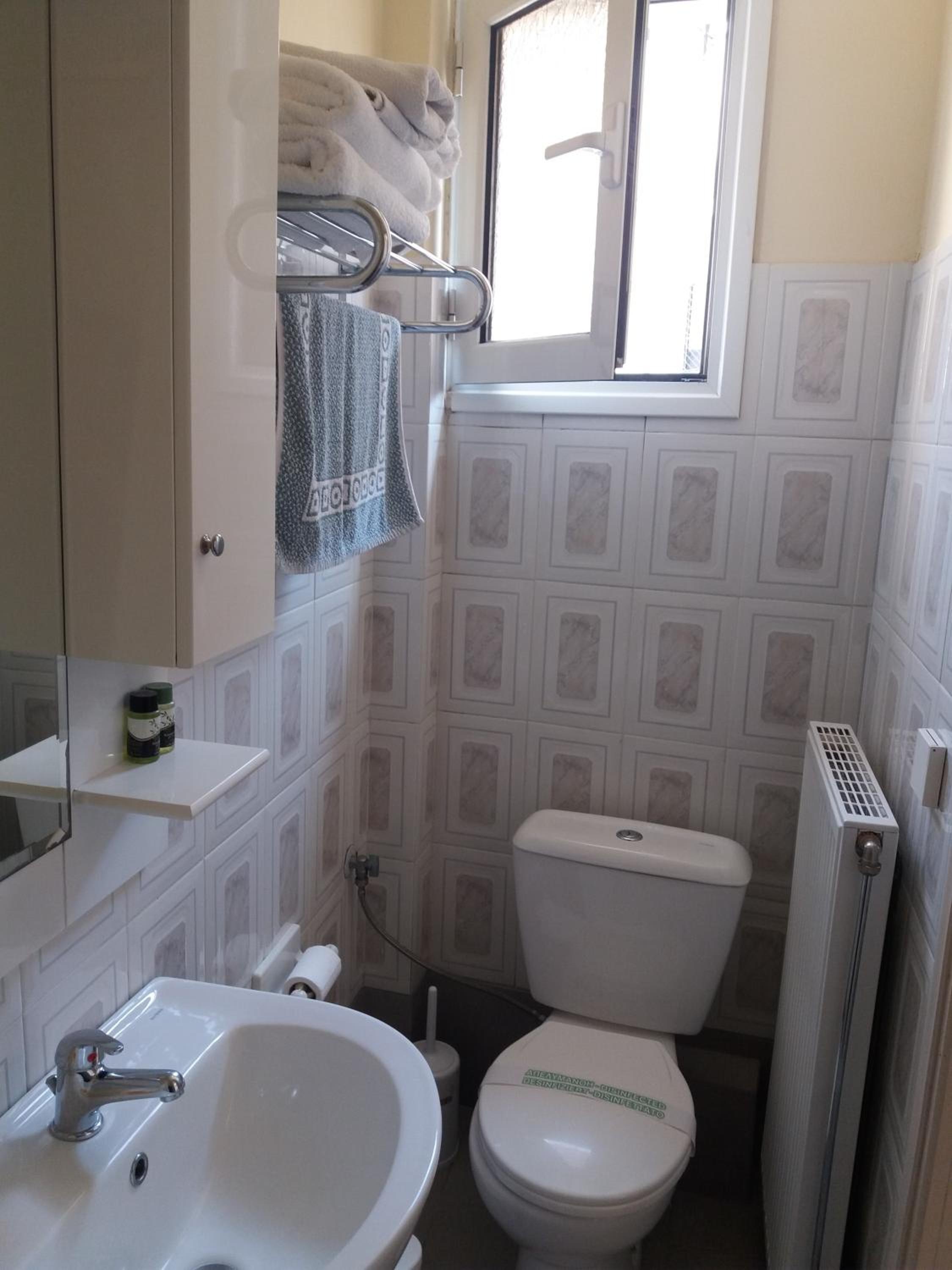Apartment with Sea View - Photo 7