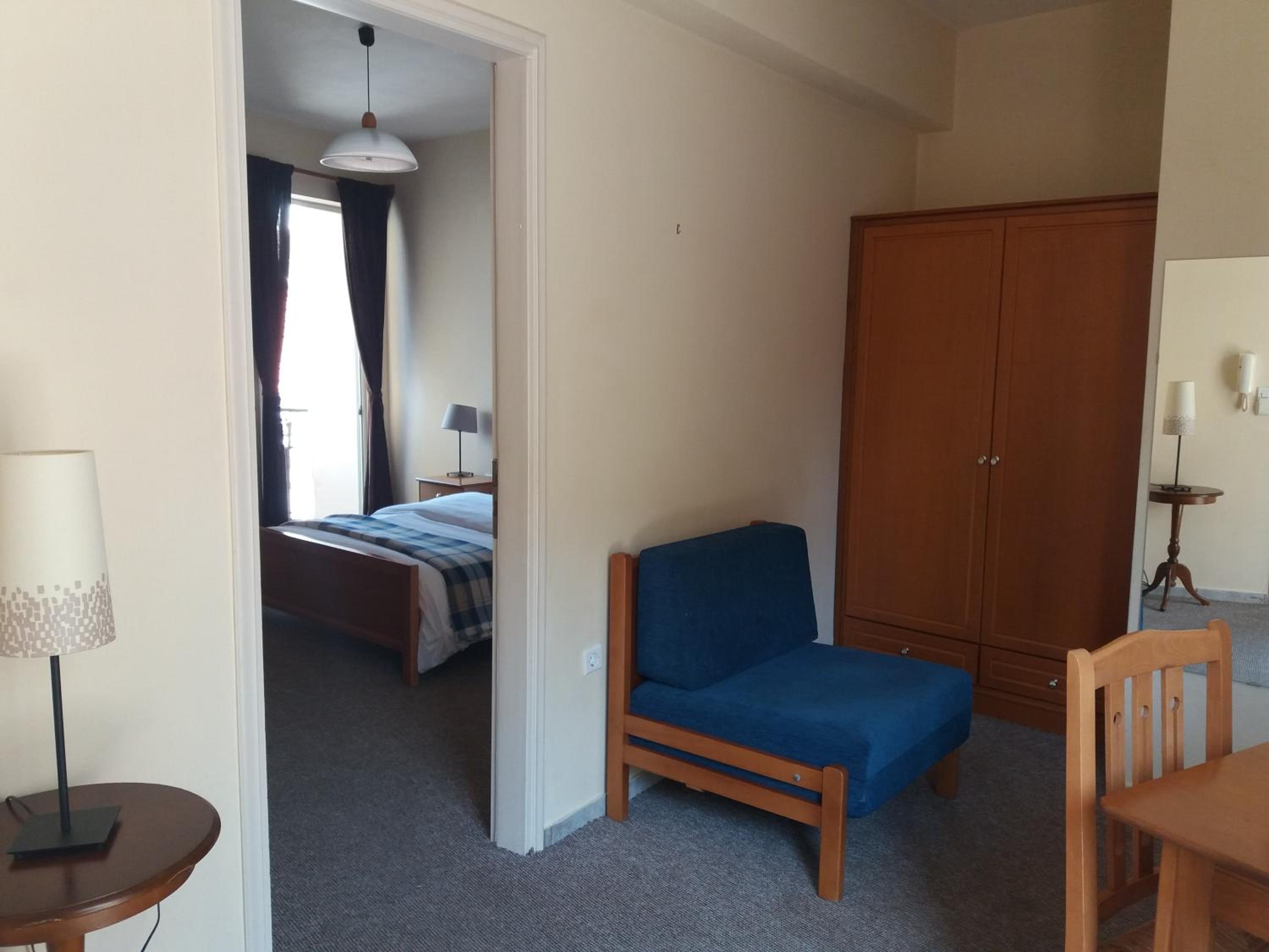 Apartment with Sea View - Photo 5