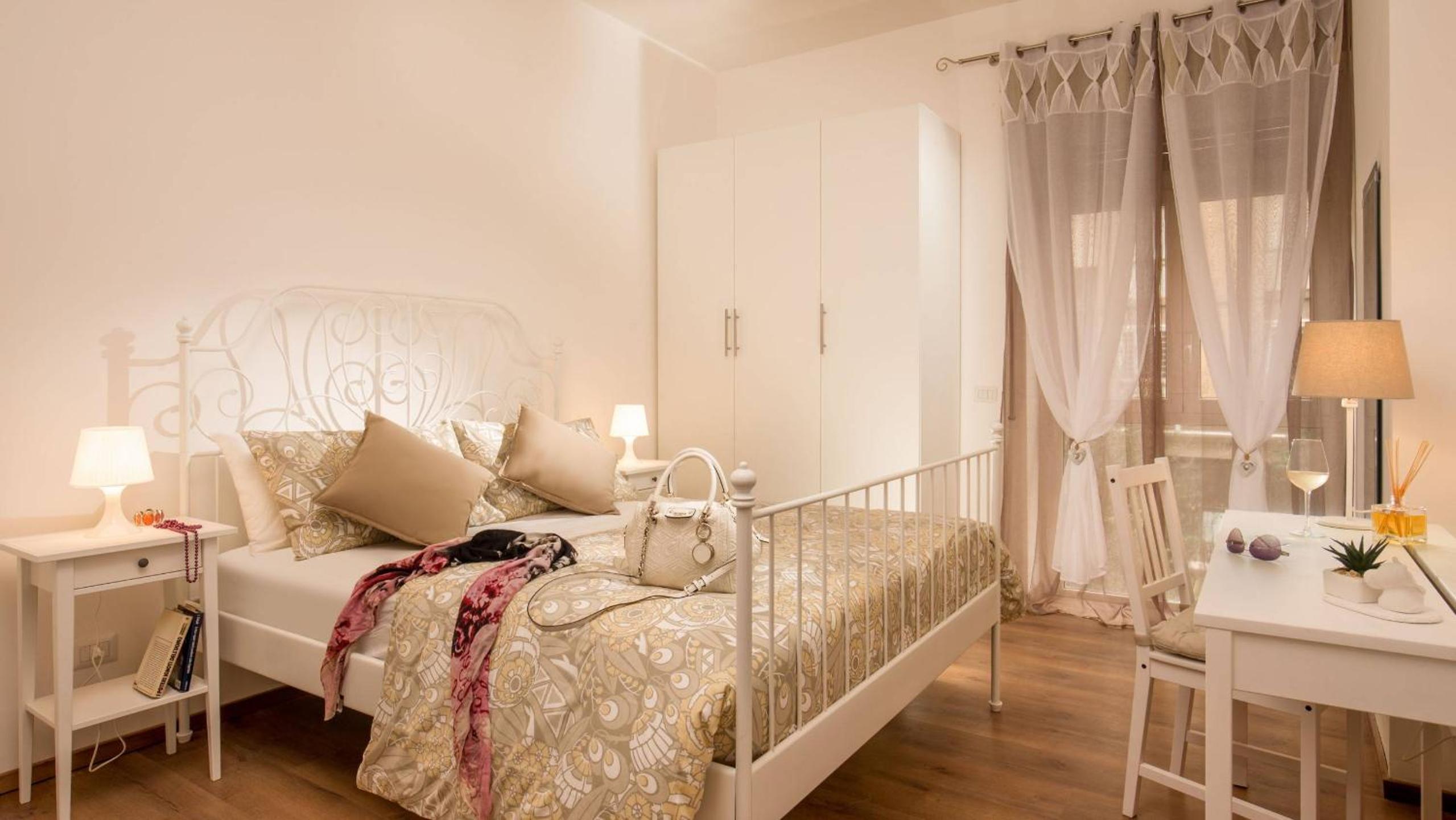 Two-Bedroom Deluxe Apartment photo 3