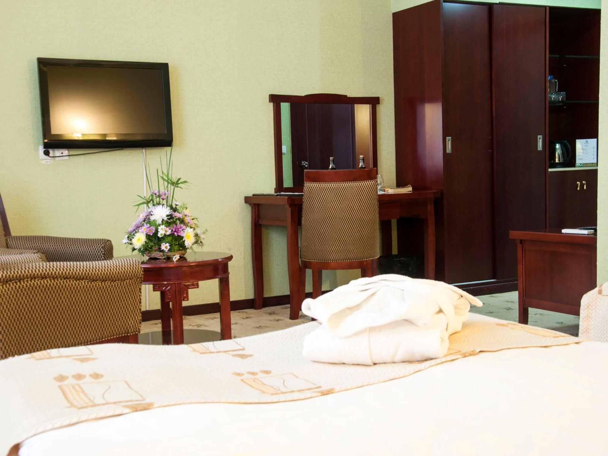 Deluxe Twin Room - Photo 7