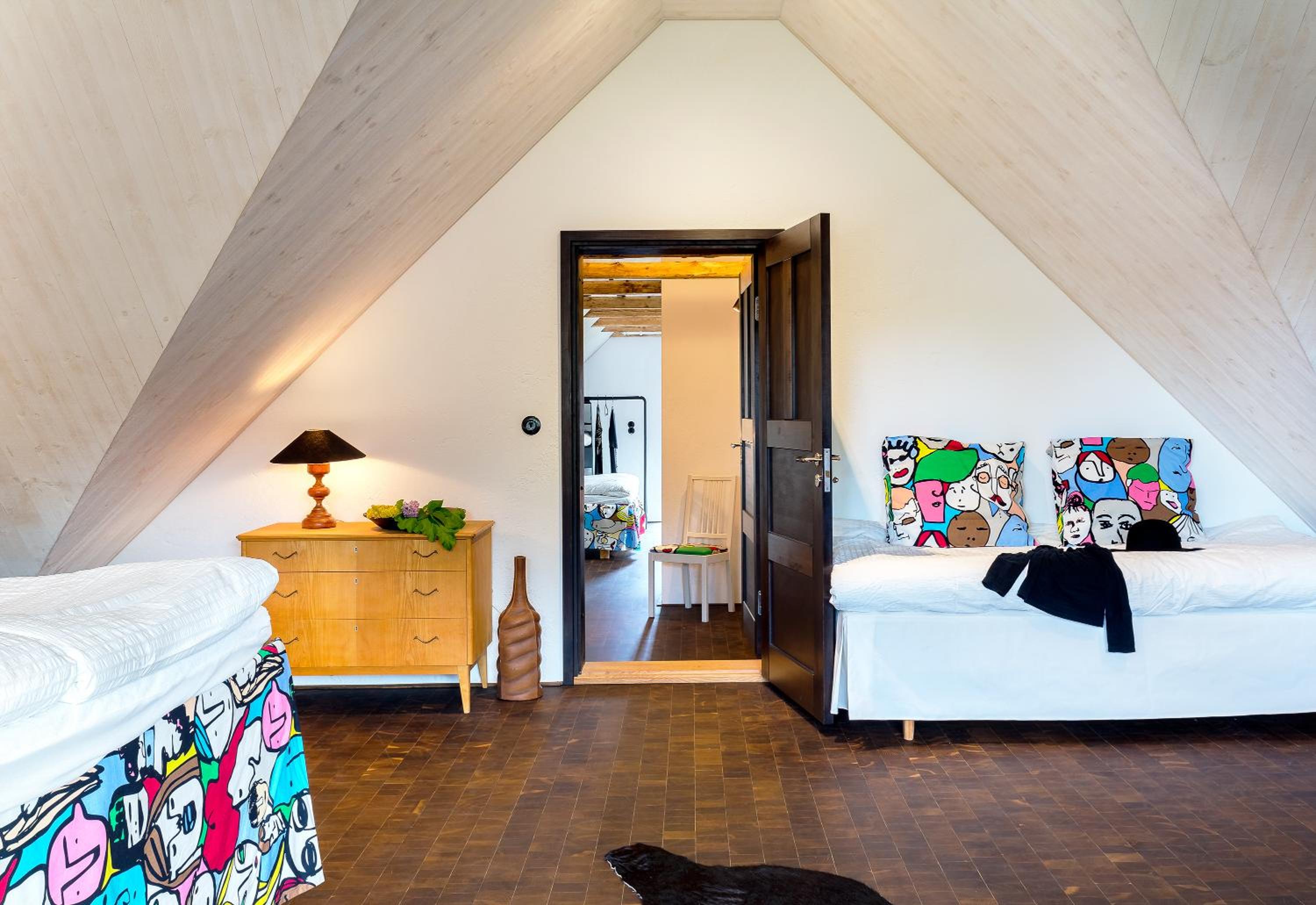 Studio Apartment photo 2