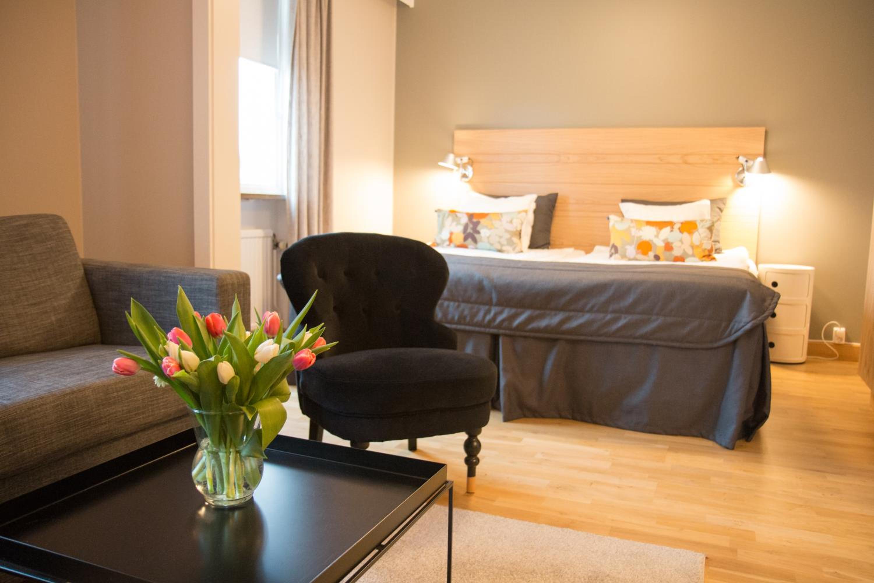 Superior King Room - Photo 6