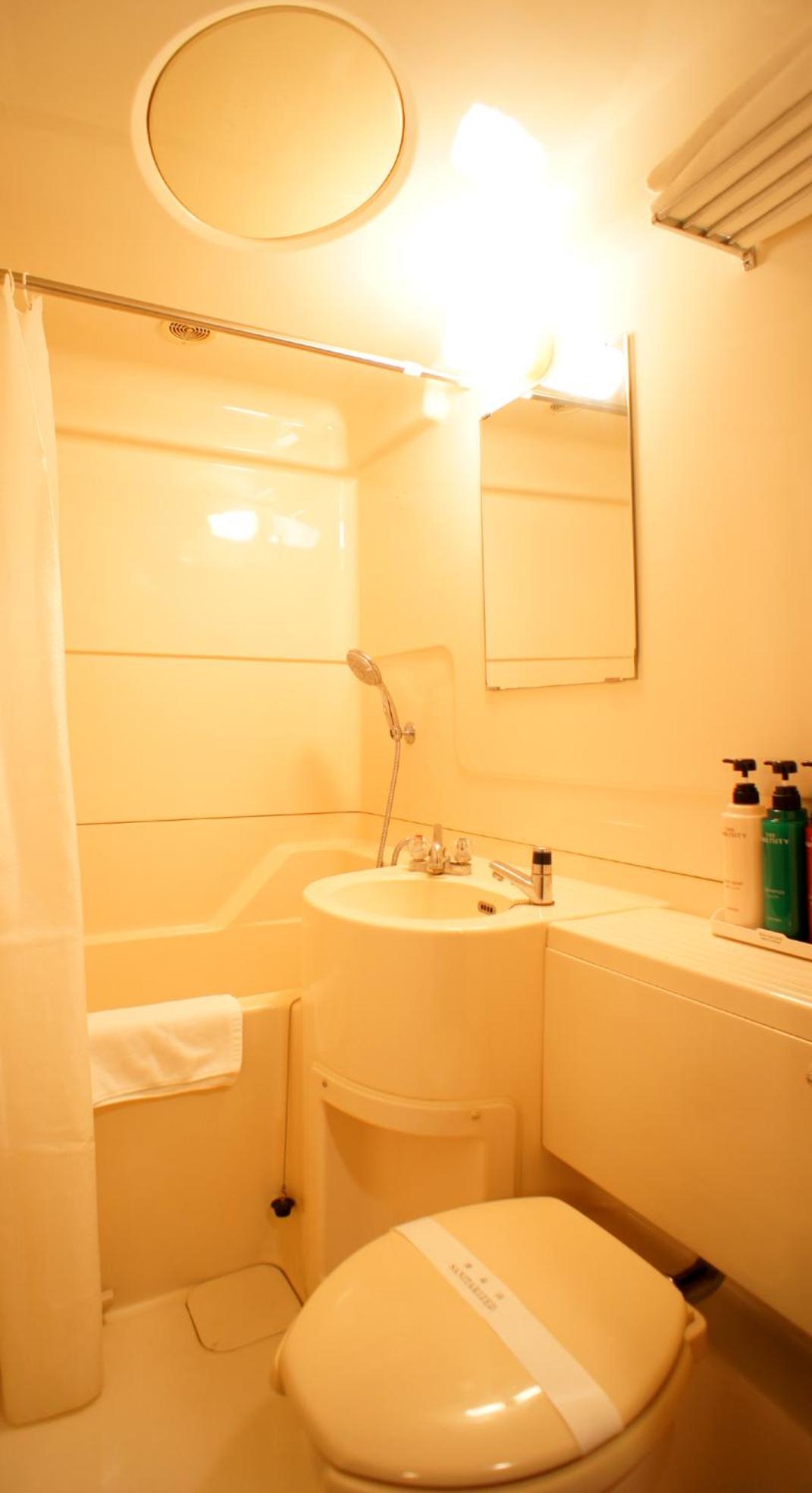 Single Room photo 2