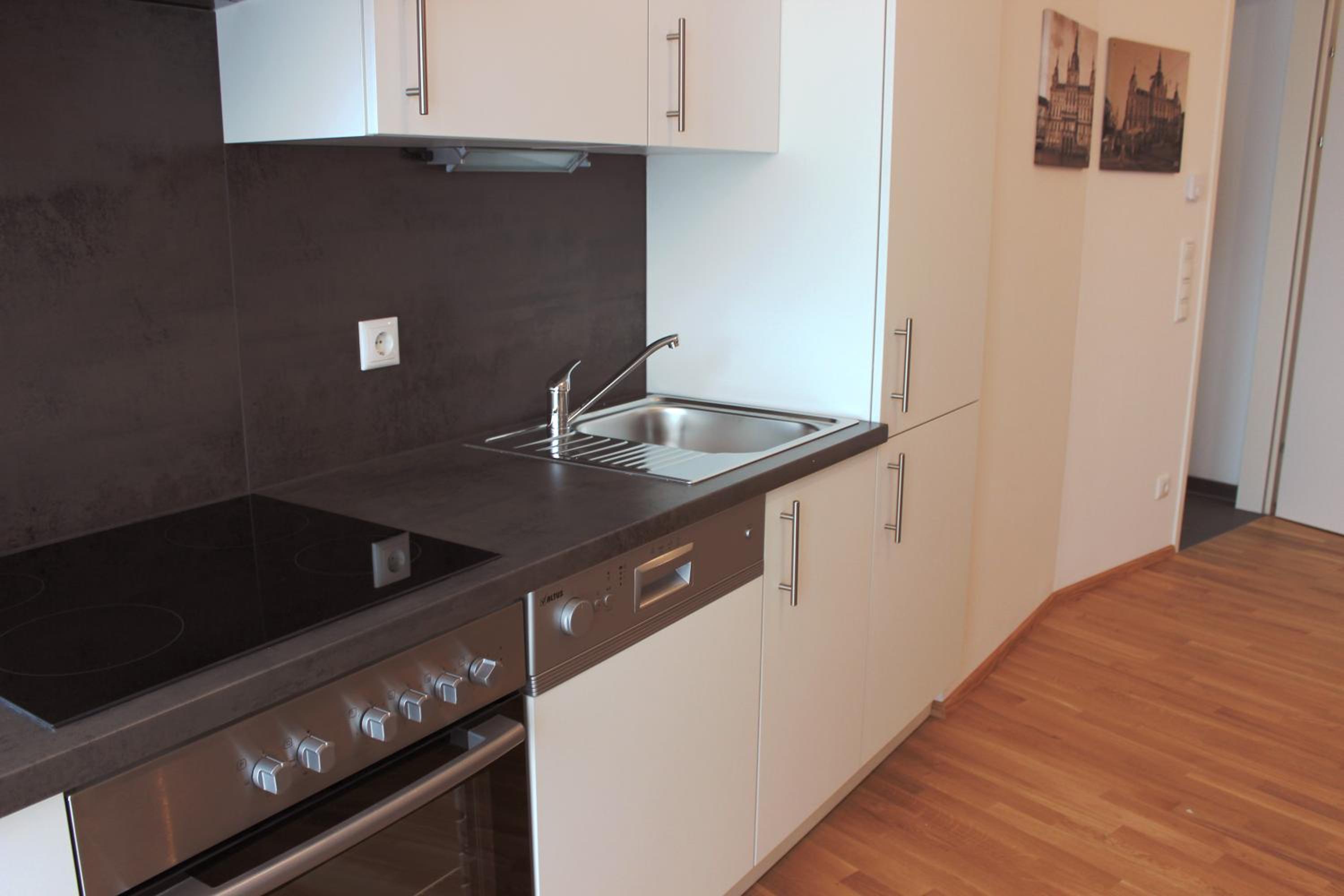 Two-Bedroom Apartment with Terrace photo 2