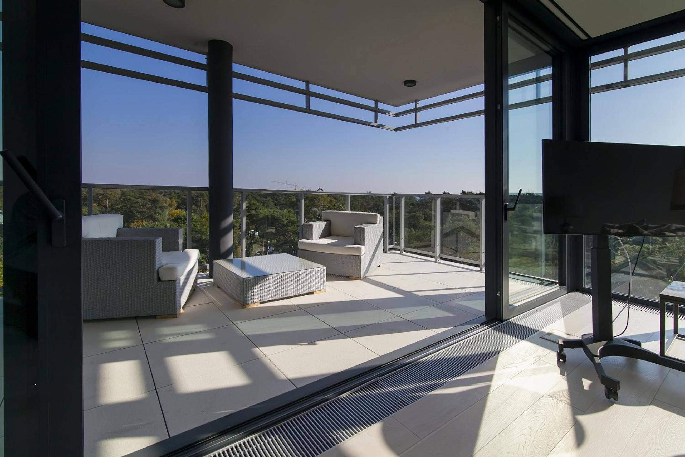 Penthouse Apartment with sea view 505A