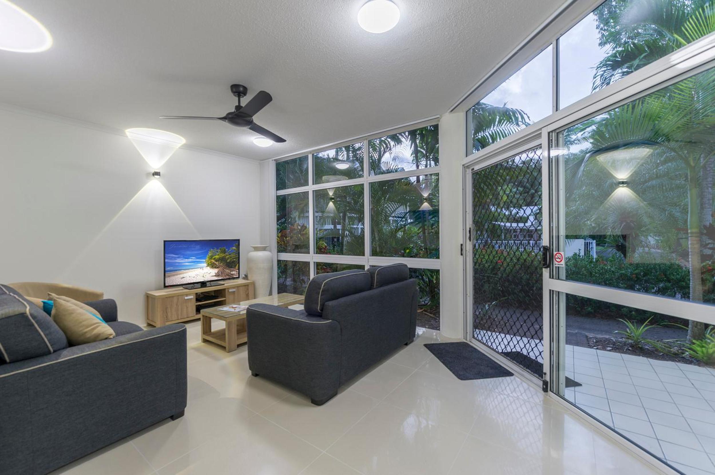 Standard Three-Bedroom Townhouse photo 3