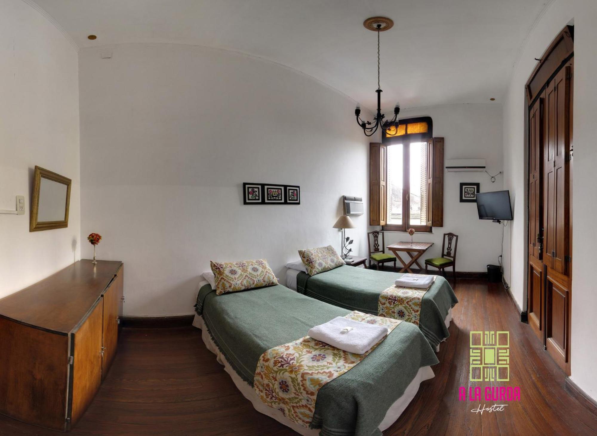Double Room with Private External Bathroom photo 1