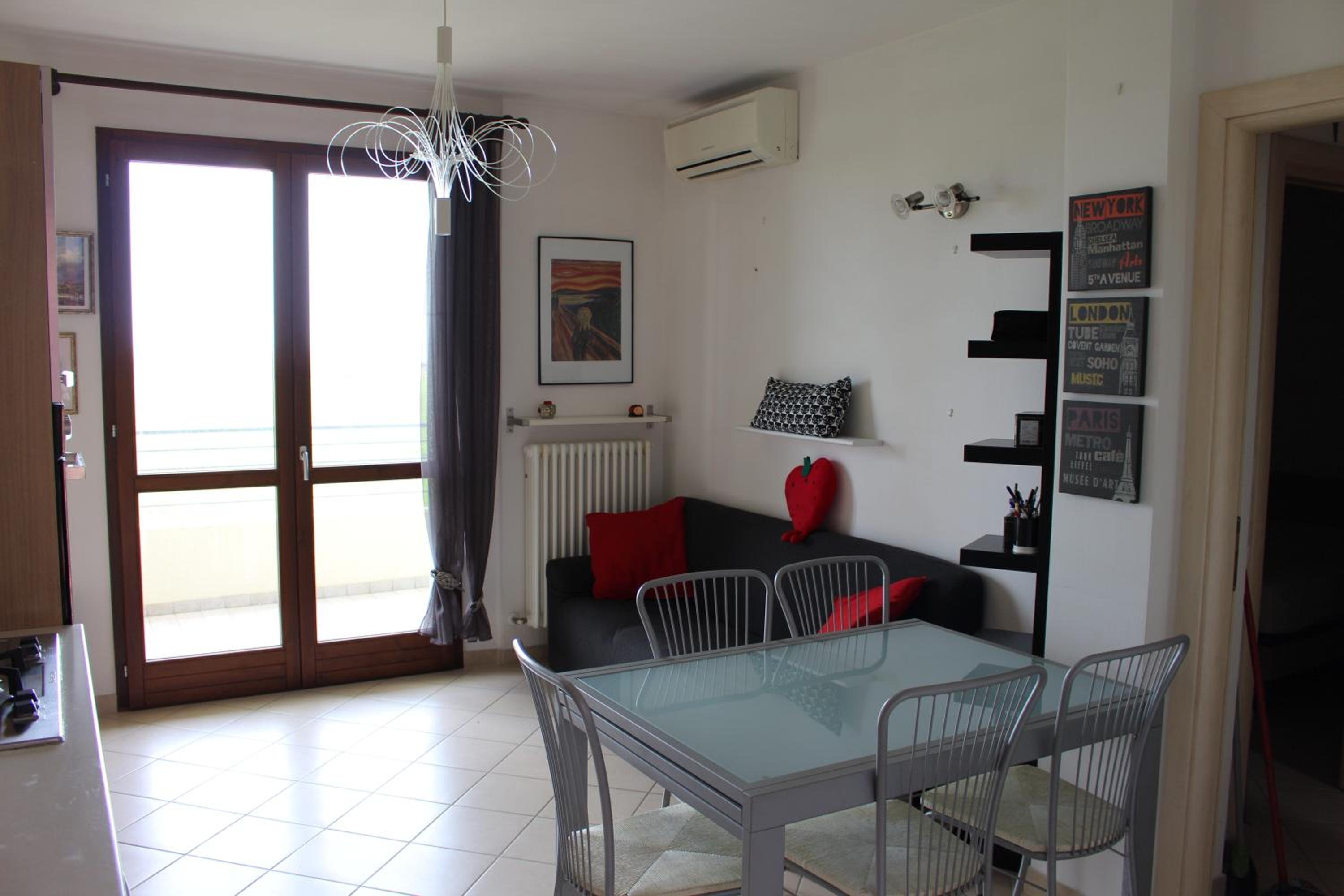 Two-Bedroom Apartment photo 2