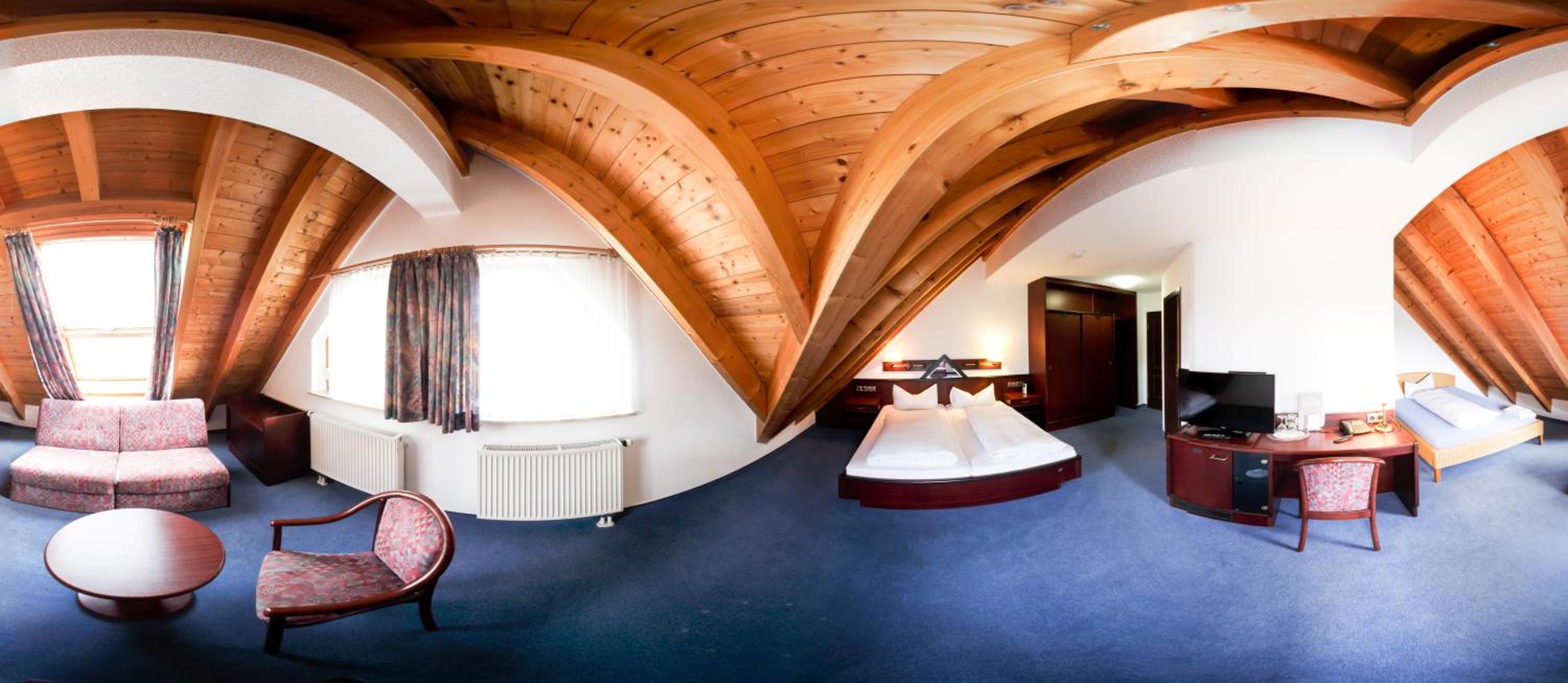 Triple Room - Photo 6