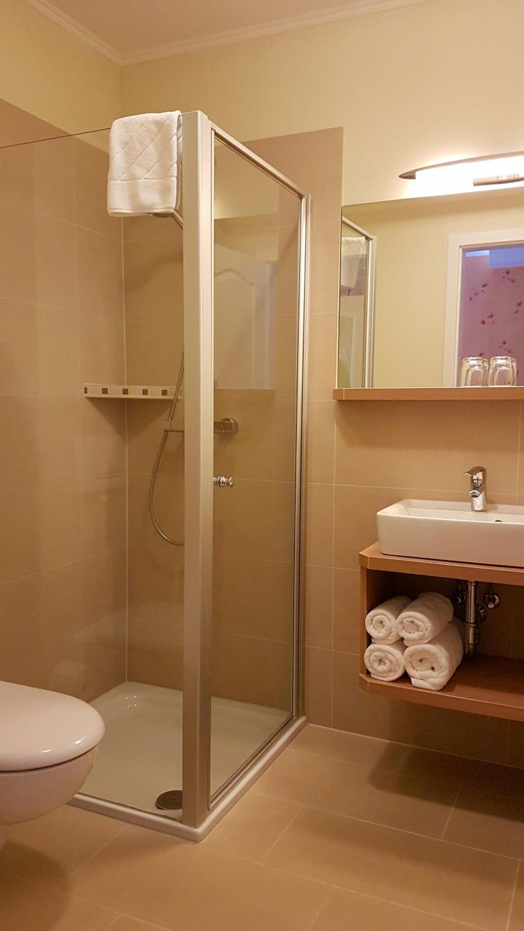Single Room photo 2