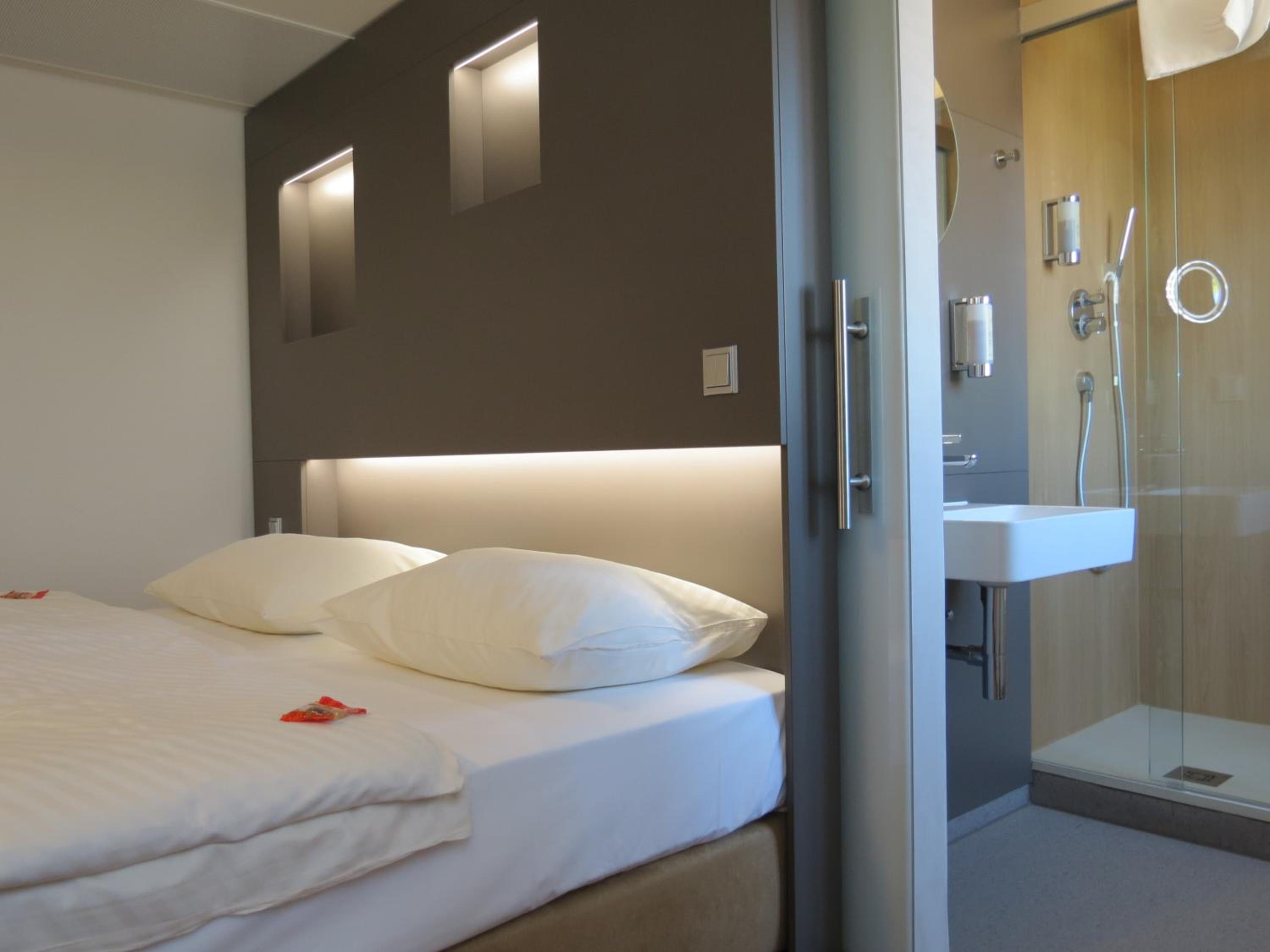 Double Room - Photo 2