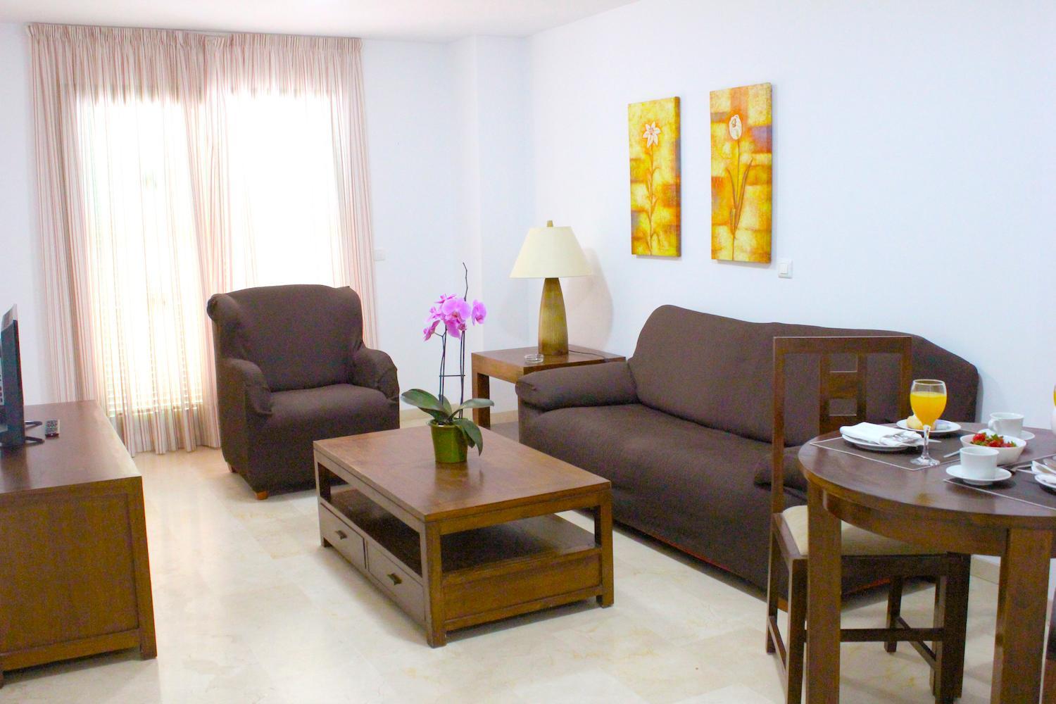 Two-Bedroom Apartment (4 Adults) photo 2