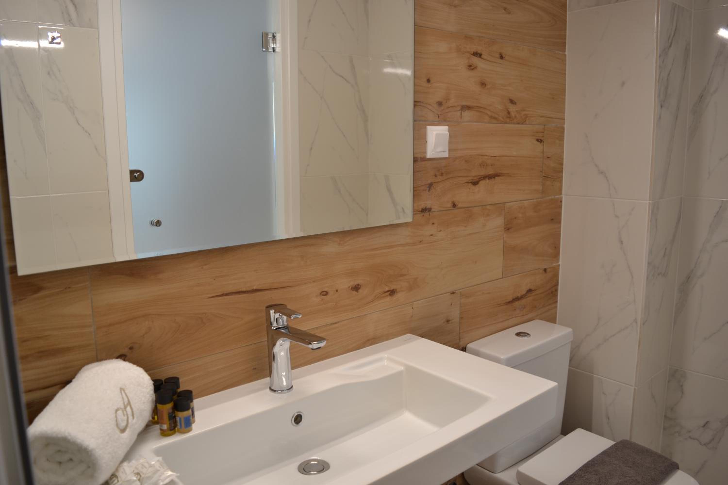 Junior Suite with Private Terrace  - Photo 5