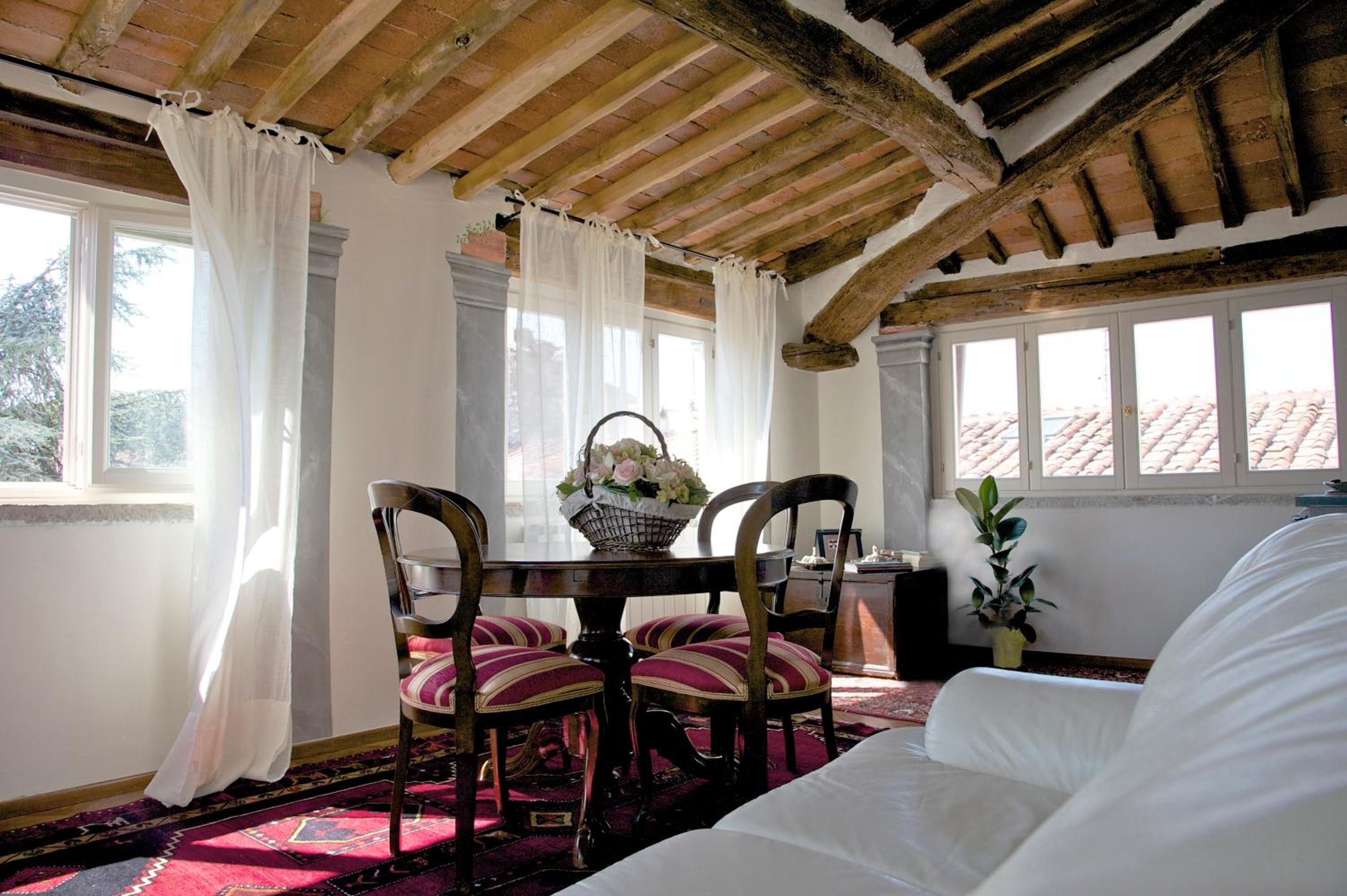 Suite With Kitchenette