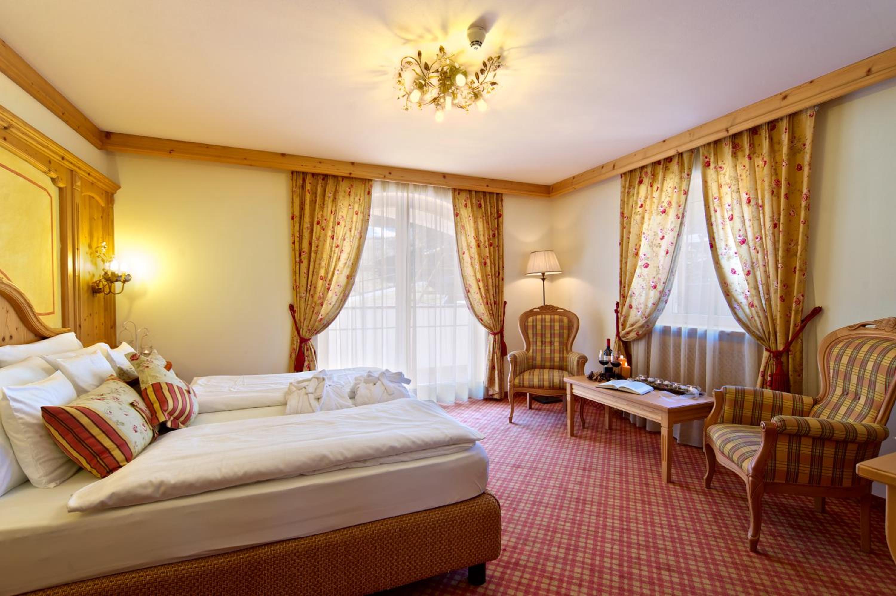 Superior Double Room with Balcony photo 3