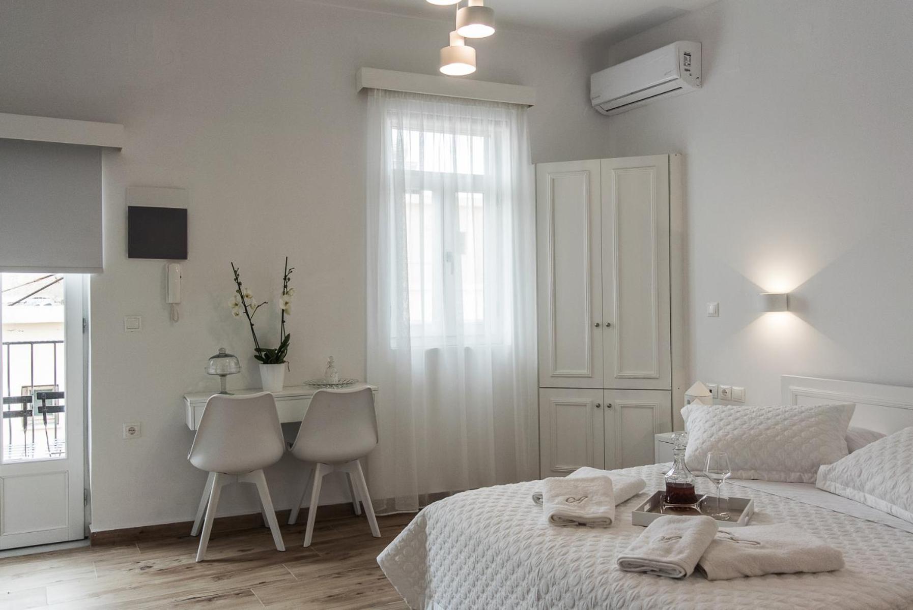 Junior Suite with Private Terrace  - Photo 7